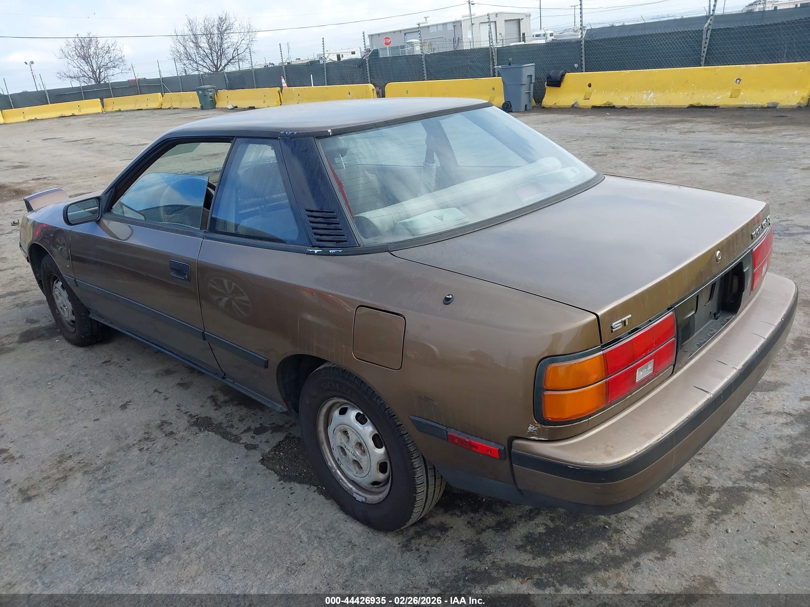 1988 Toyota Celica St Коричневый vin: JT2ST66C6J7261994