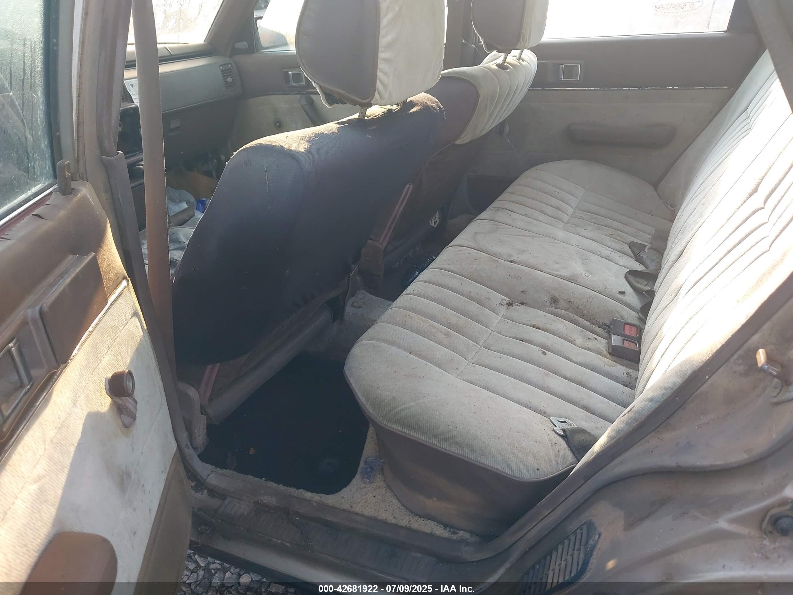 1986 Toyota Camry Dlx Pewter vin: JT2SV12E2G6028729