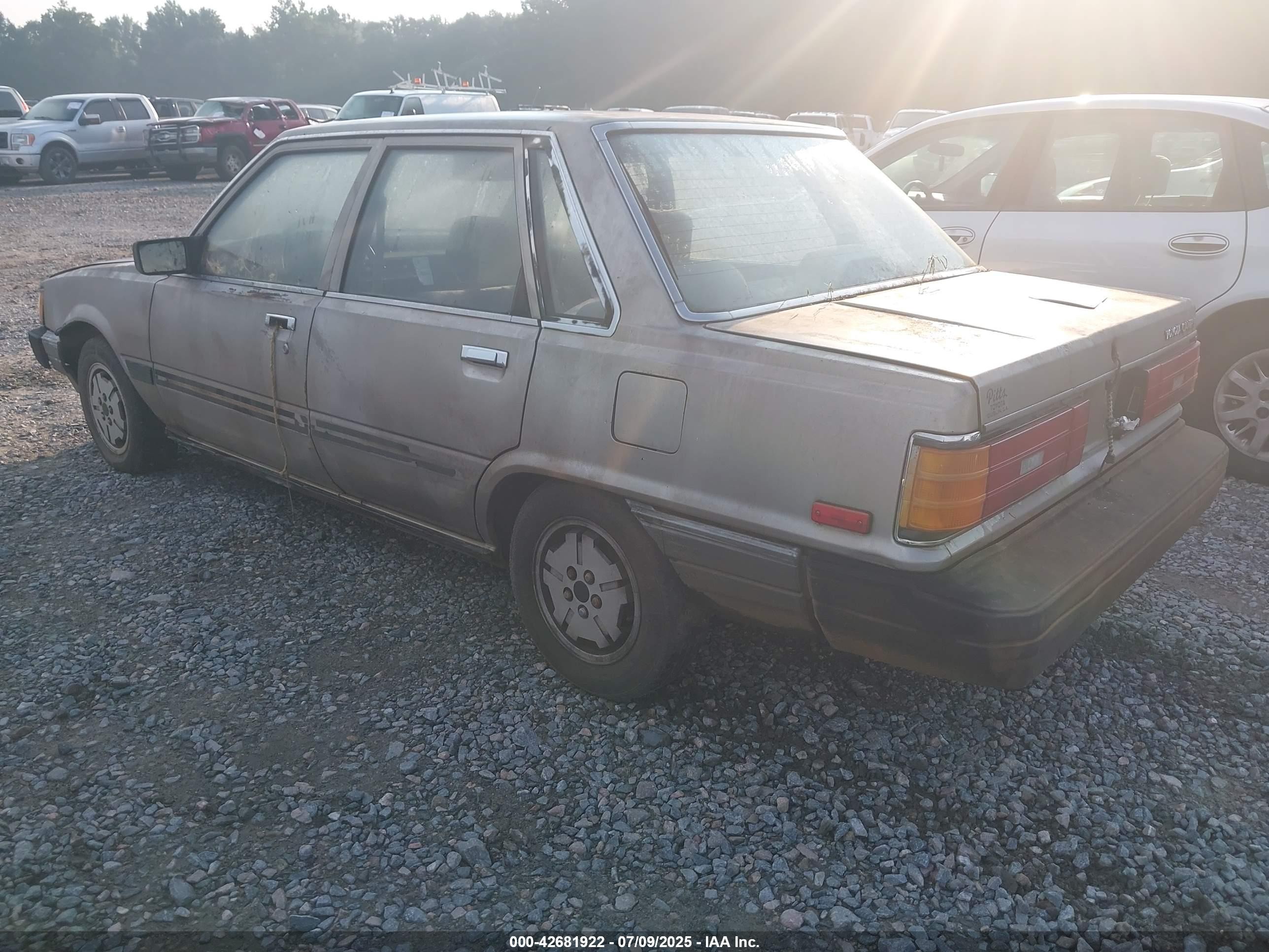 1986 Toyota Camry Dlx Pewter vin: JT2SV12E2G6028729