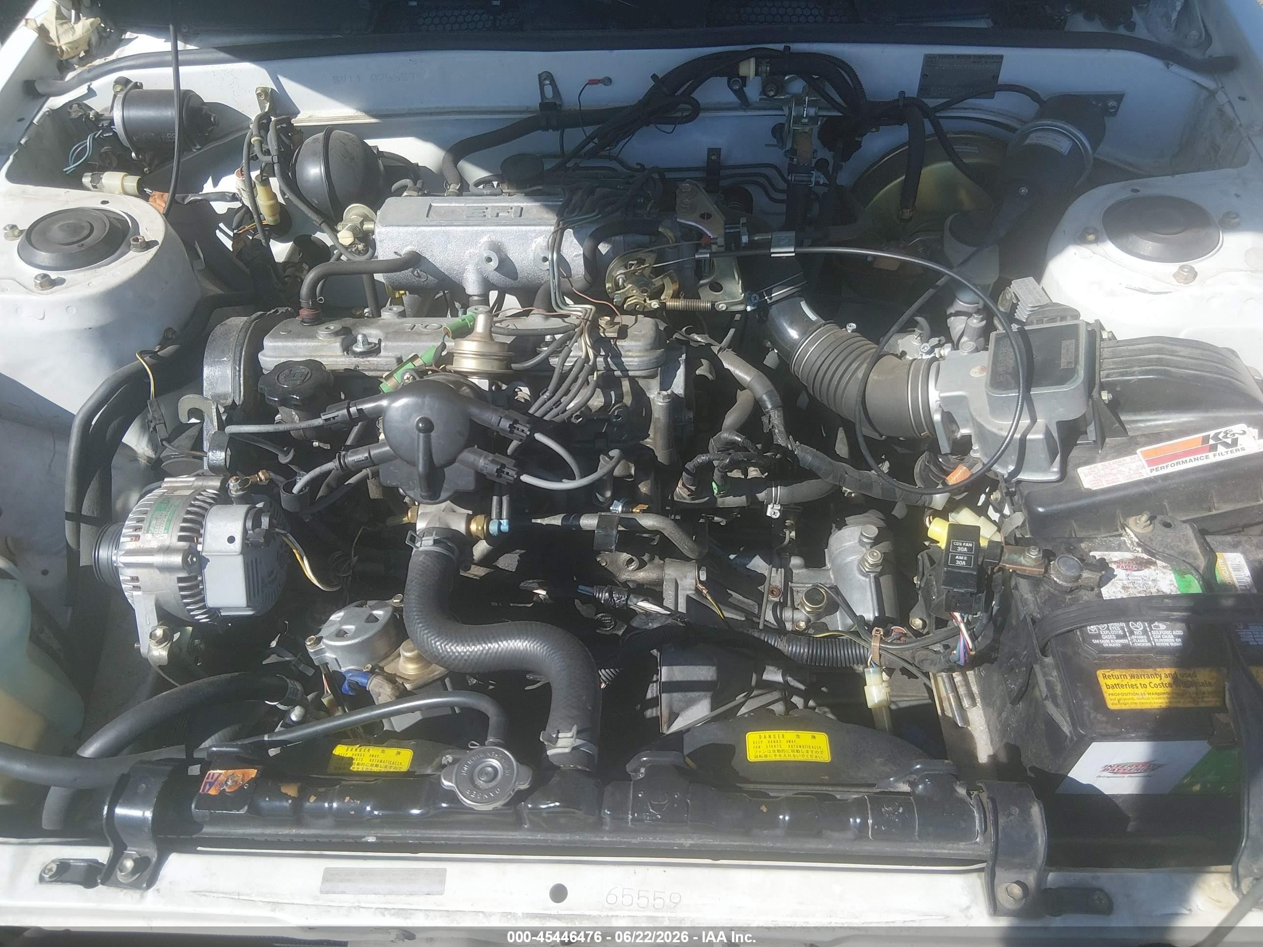 1985 Toyota Camry Dlx White vin: JT2SV12E5F0255592