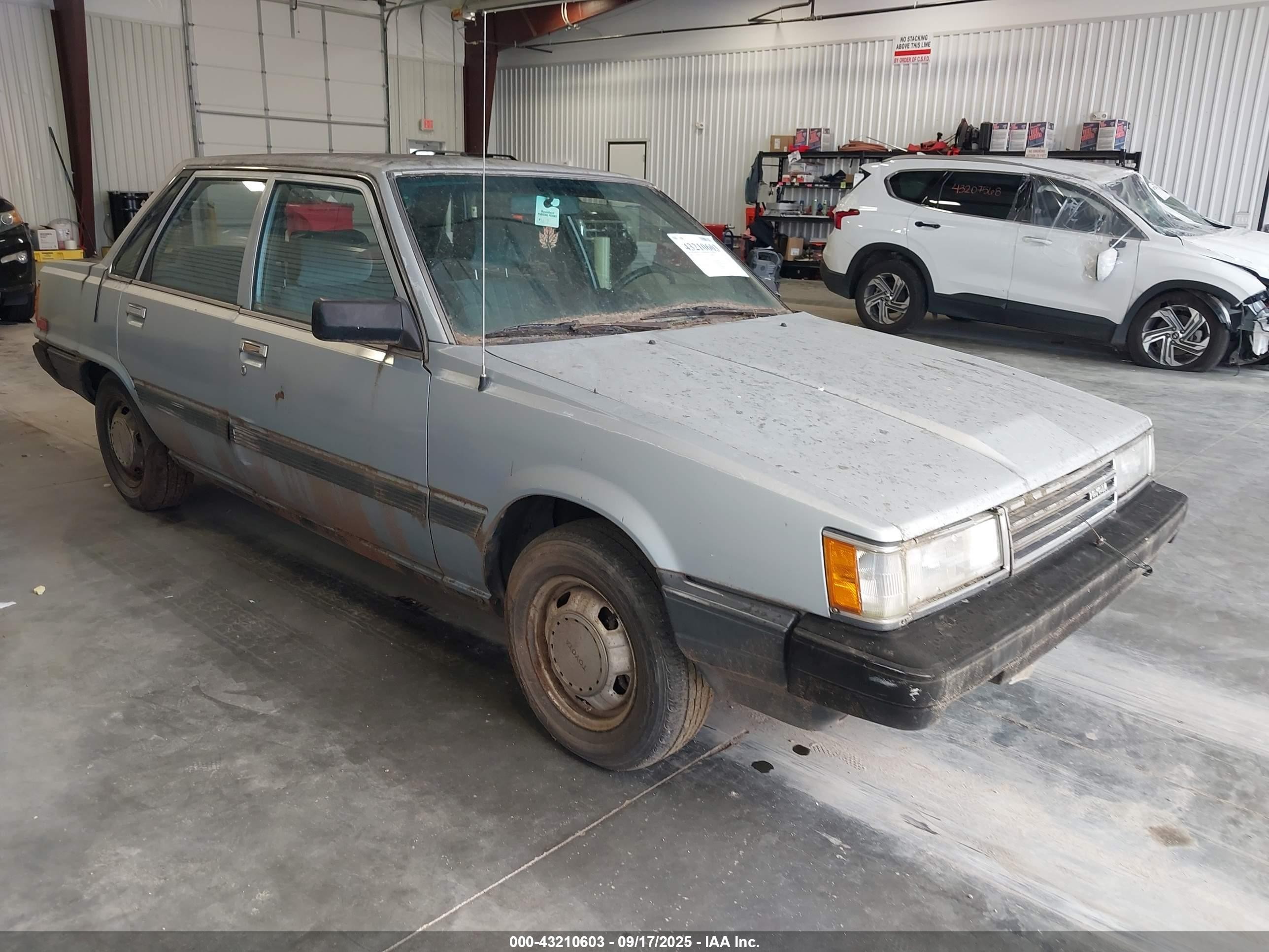 1986 Toyota Camry Dlx Silver vin: JT2SV12EXG0508245