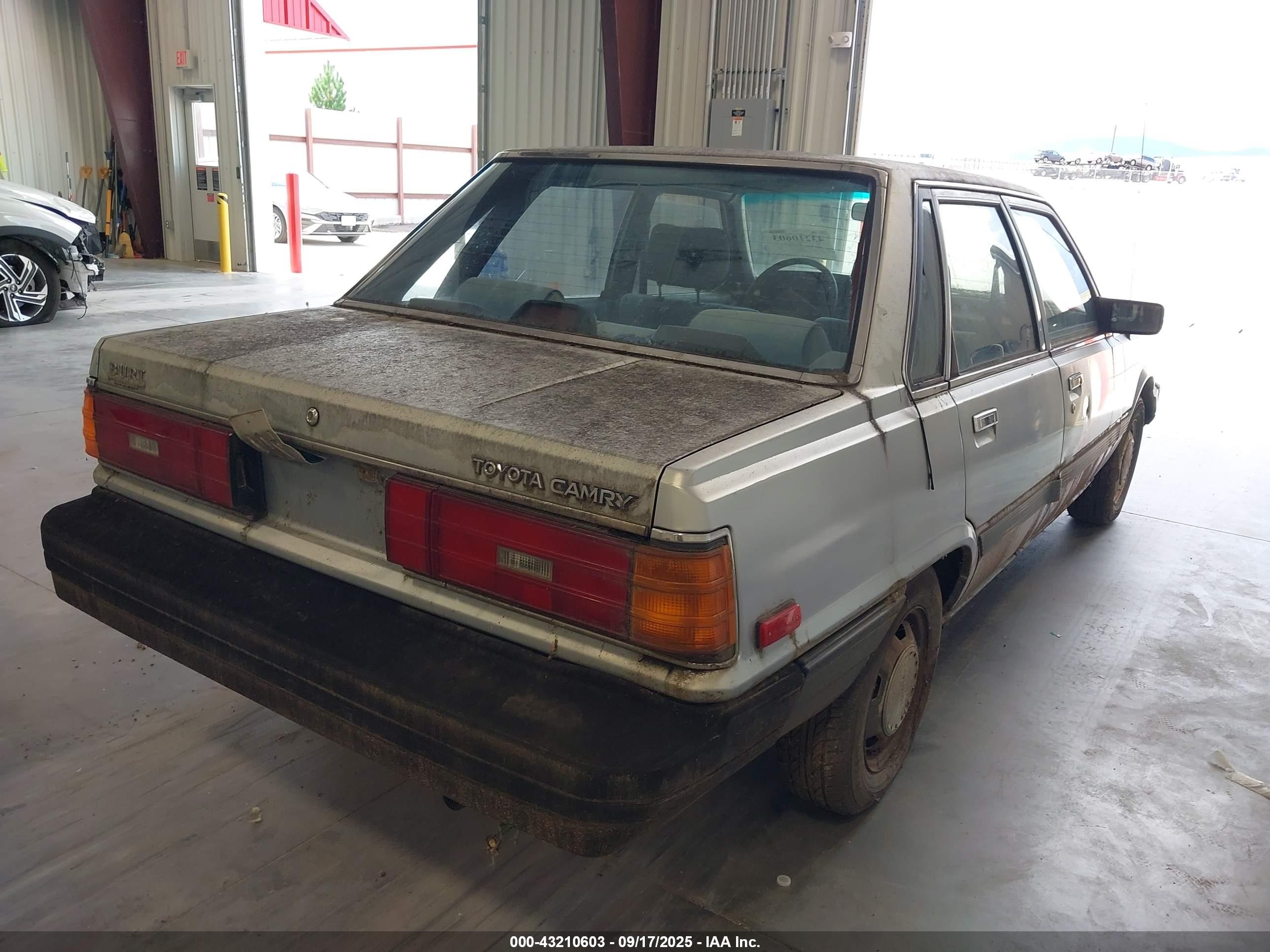 1986 Toyota Camry Dlx Silver vin: JT2SV12EXG0508245
