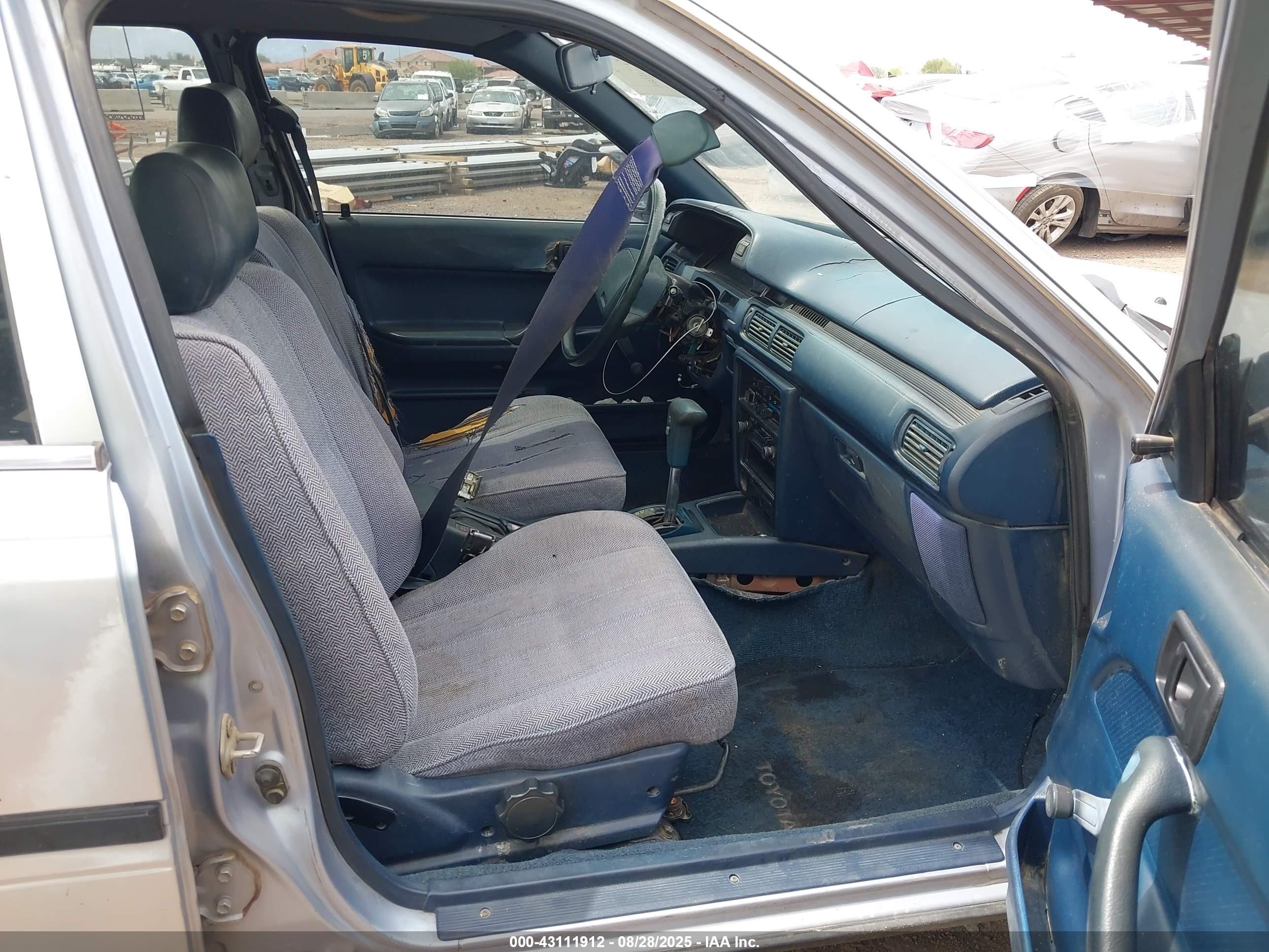 1987 Toyota Camry Dlx Silver vin: JT2SV21E2H3074586