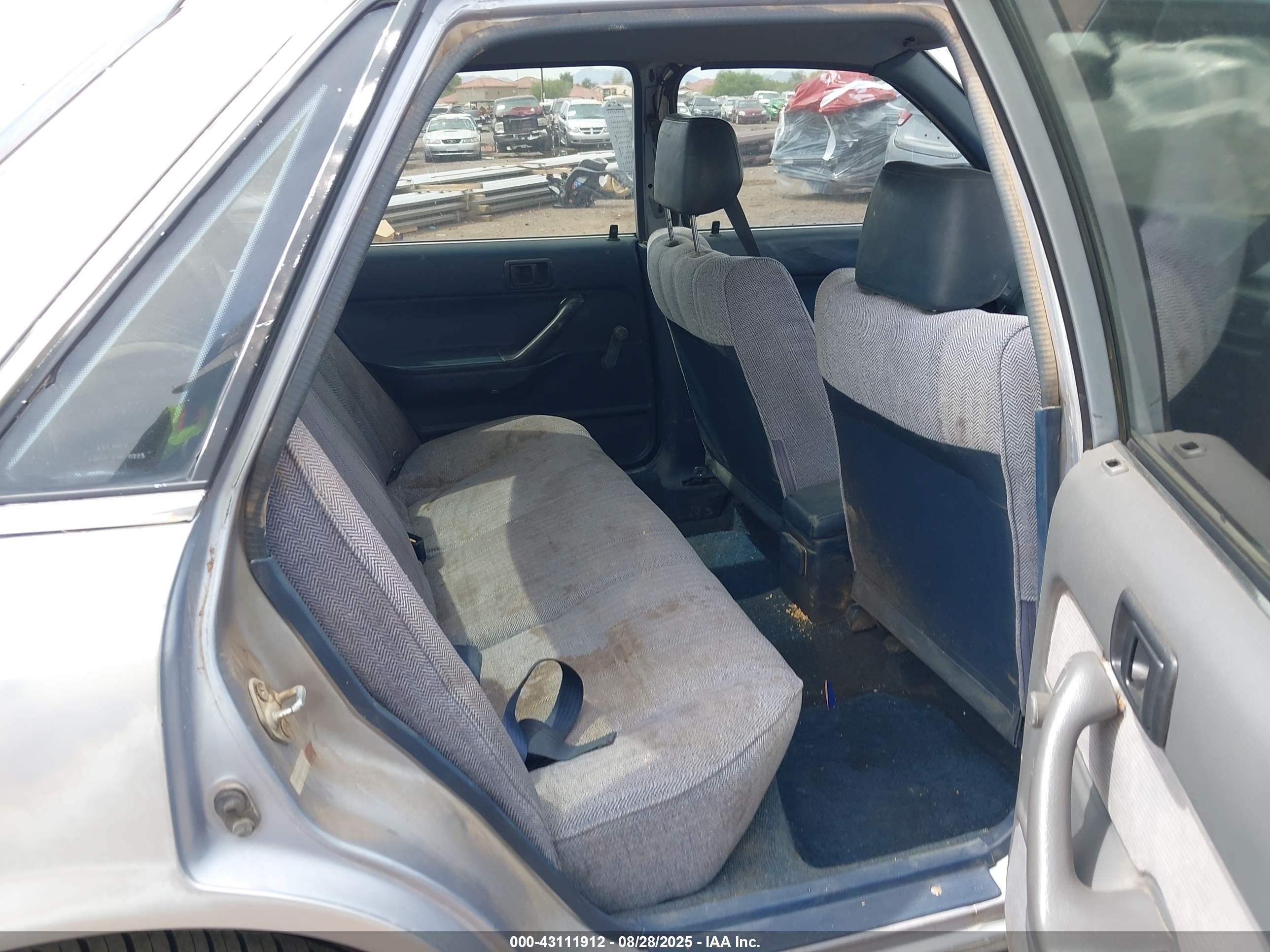 1987 Toyota Camry Dlx Silver vin: JT2SV21E2H3074586