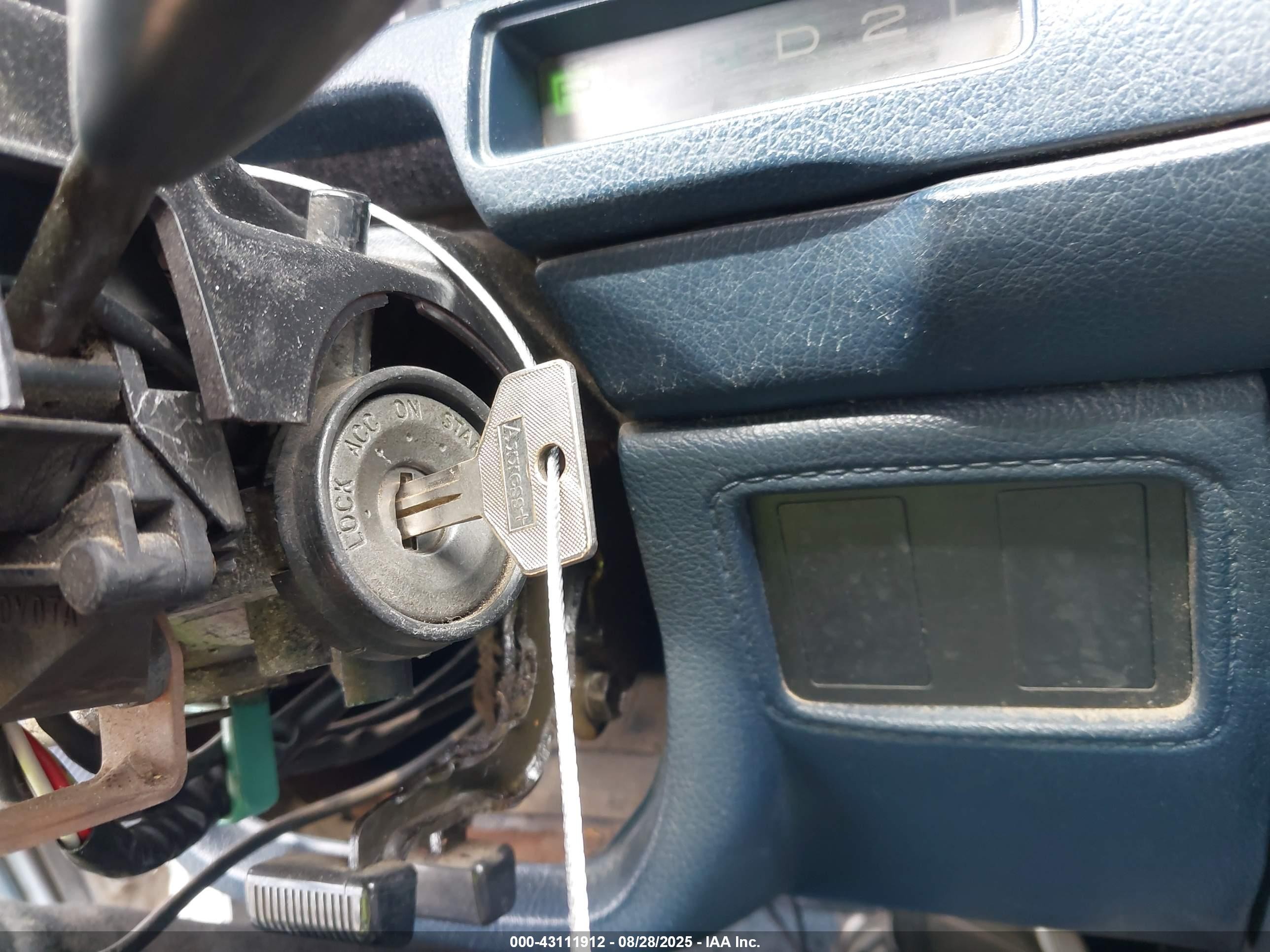 1987 Toyota Camry Dlx Silver vin: JT2SV21E2H3074586