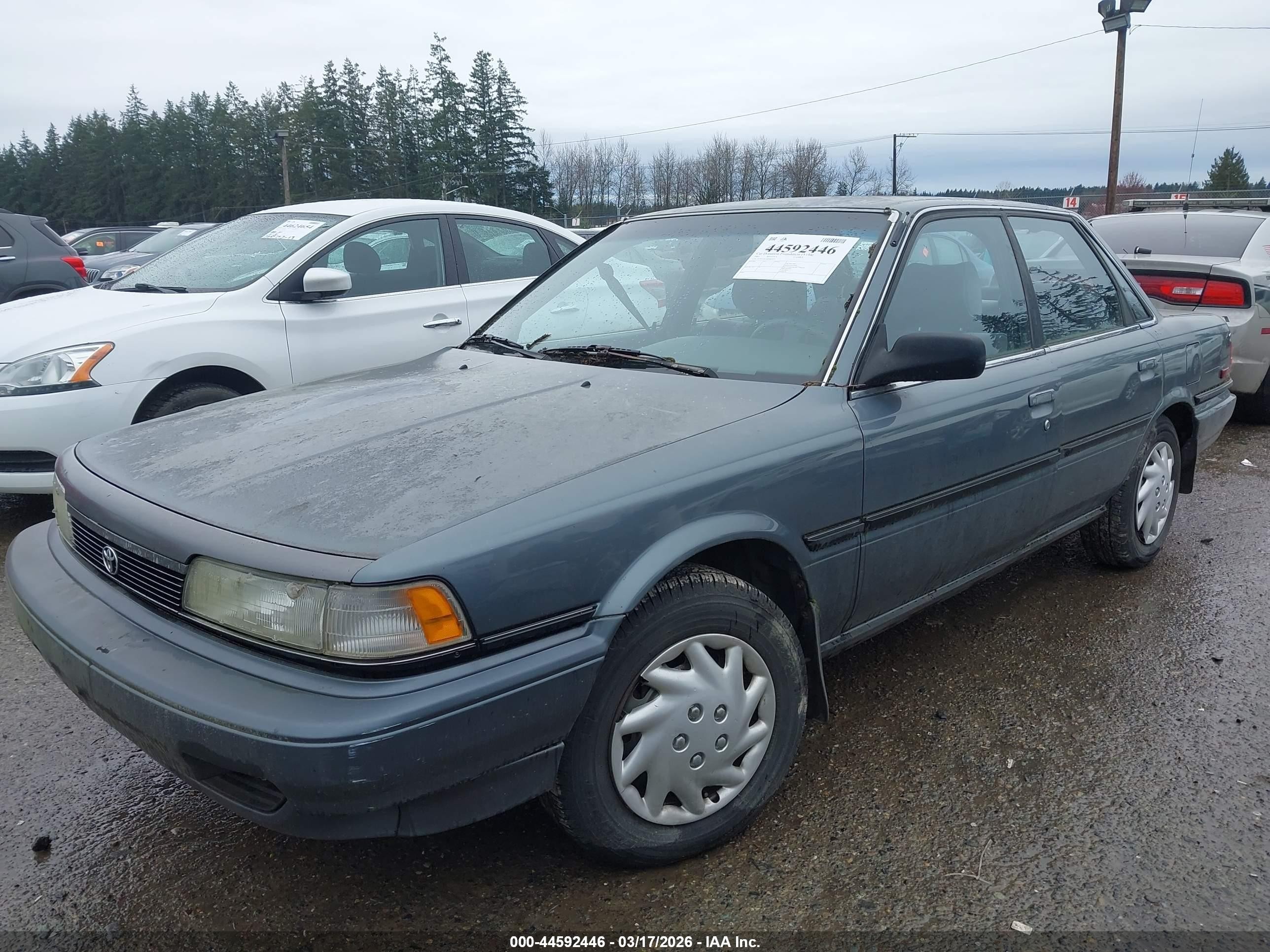 1991 Toyota Camry Dlx Light Blue vin: JT2SV21E3M3464977