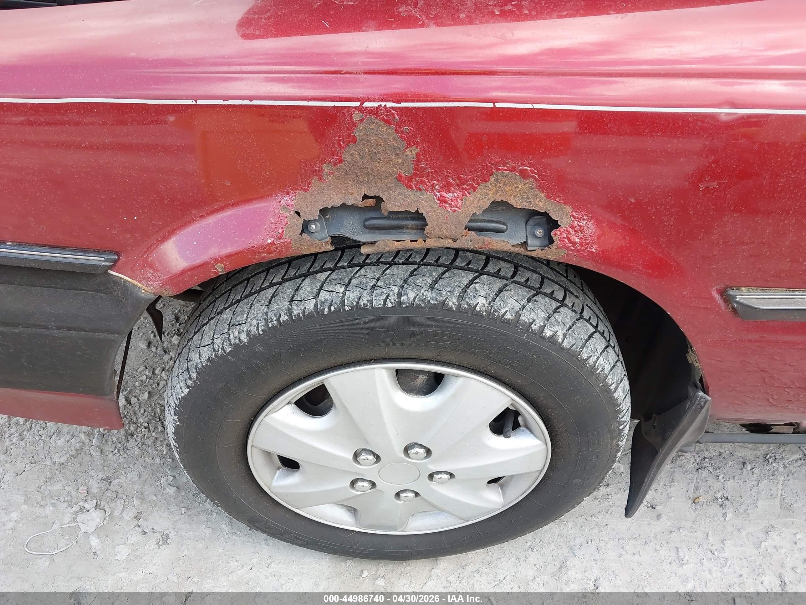 1989 Toyota Camry Dlx Red vin: JT2SV21E9K3372222
