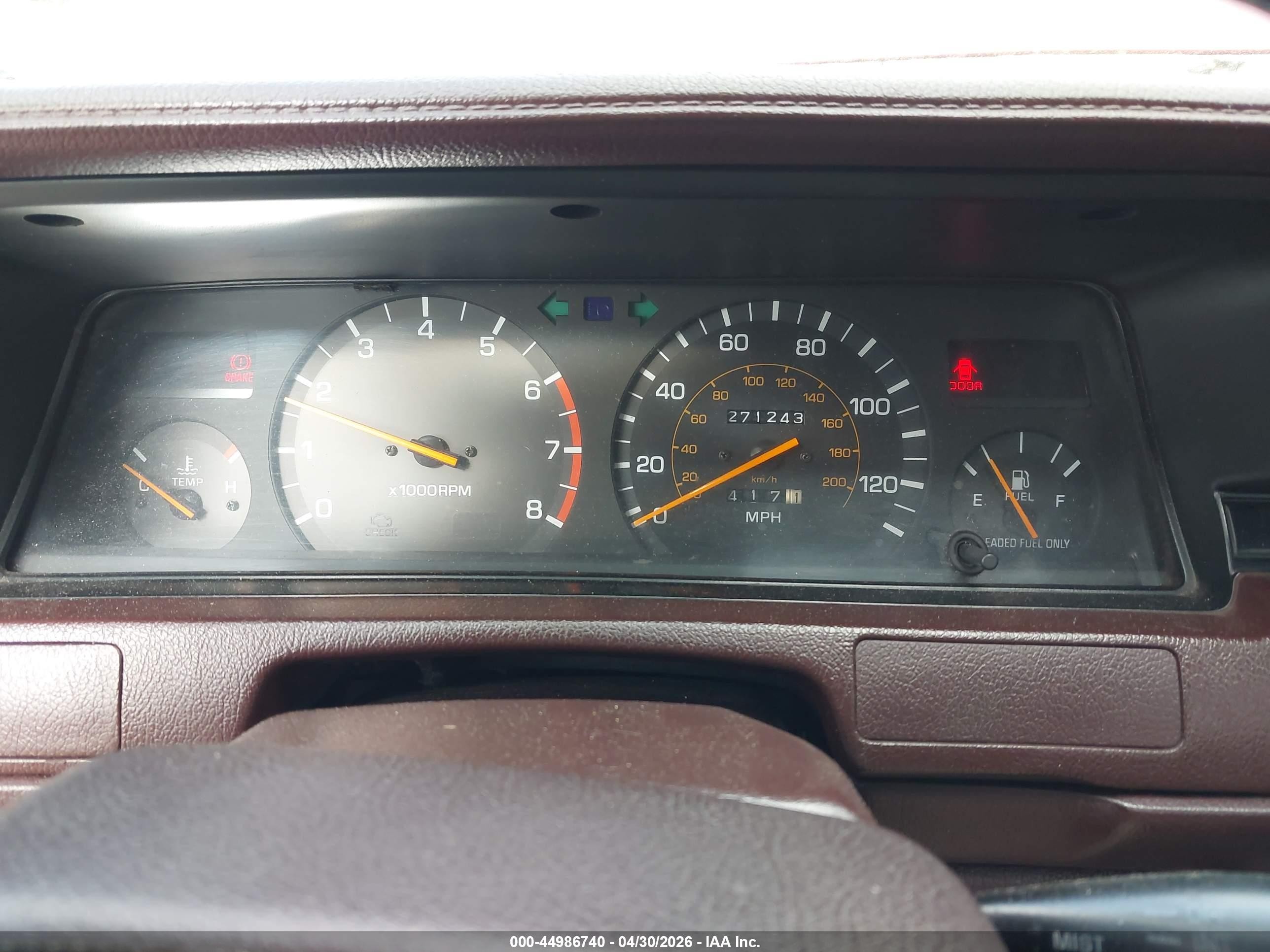 1989 Toyota Camry Dlx Red vin: JT2SV21E9K3372222