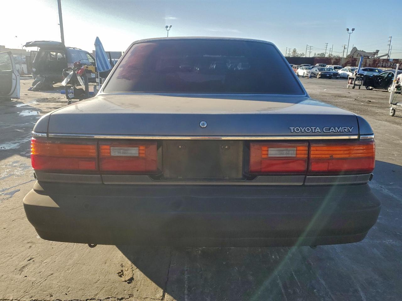 1989 Toyota Camry Dlx Серый vin: JT2SV21E9K3396312