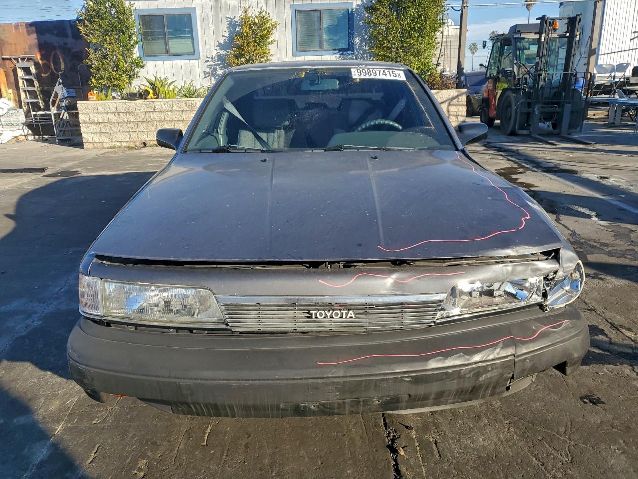 1989 Toyota Camry Dlx Серый vin: JT2SV21E9K3396312