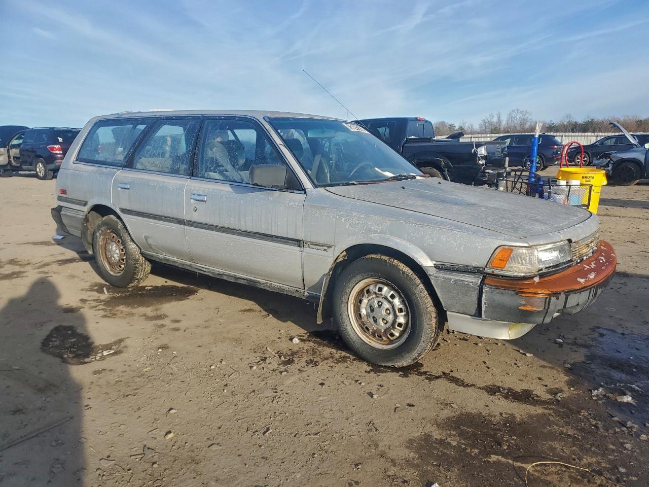 1988 Toyota Camry Dlx Silver vin: JT2SV21W4J0236816