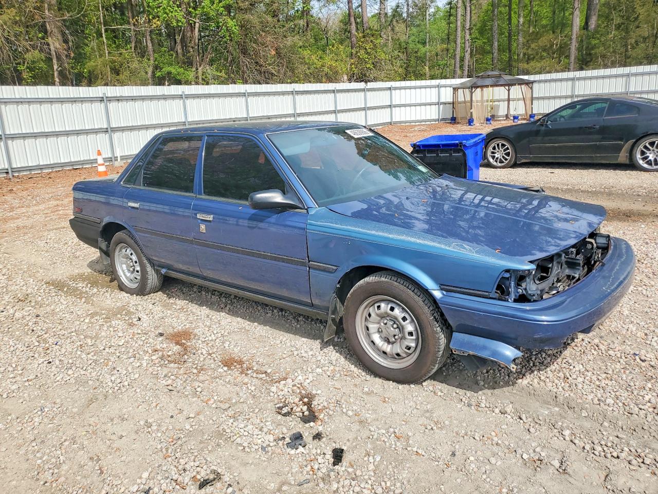 1991 Toyota Camry Base Blue vin: JT2SV24E1M3432623