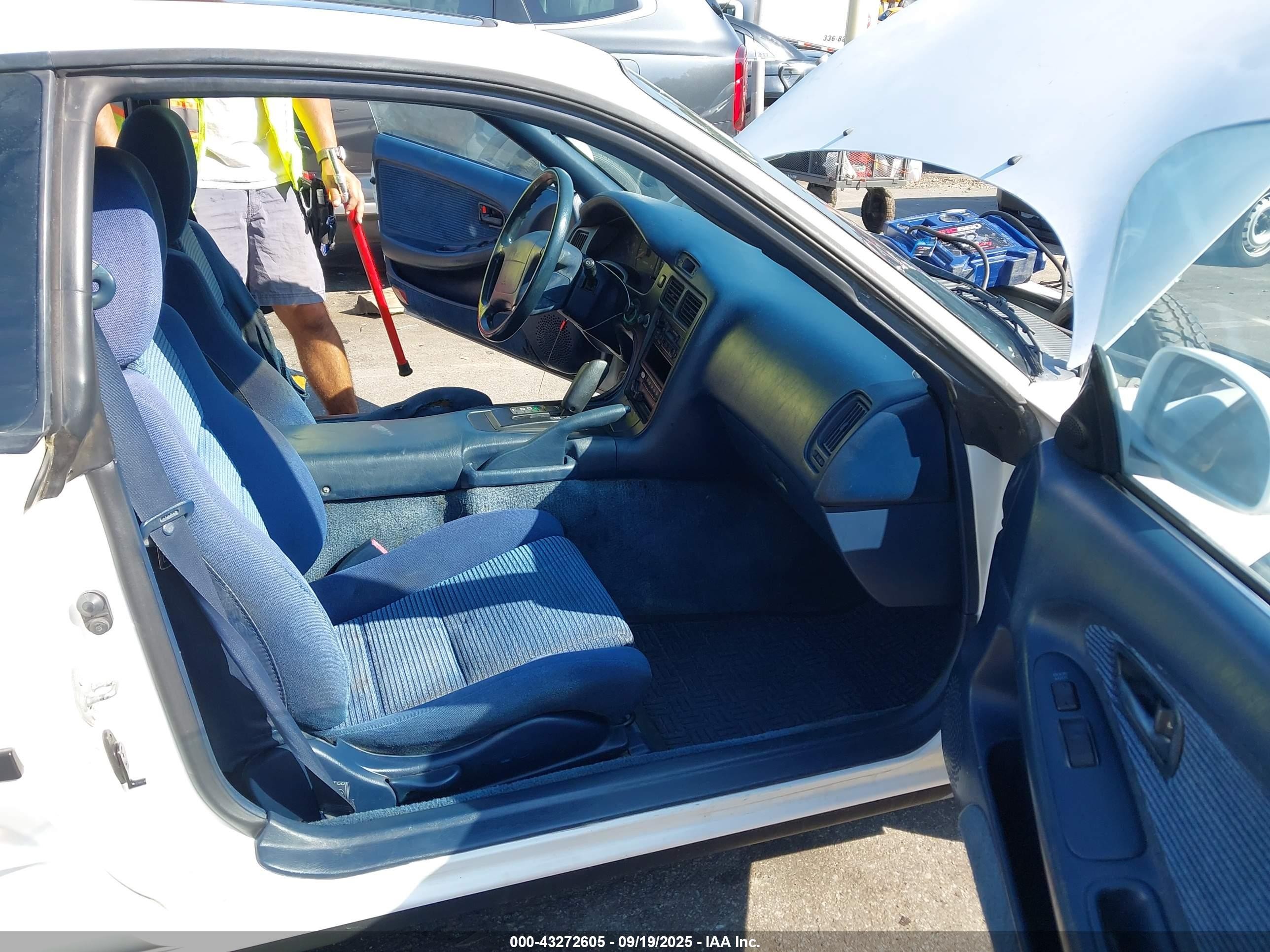 1992 Toyota Mr2   White vin: JT2SW21M1N0017409