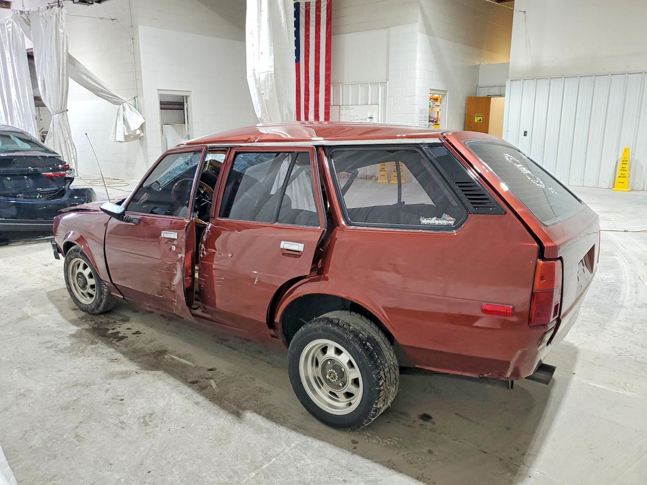 1981 Toyota Corolla Deluxe Brown vin: JT2TE72W6B5061828