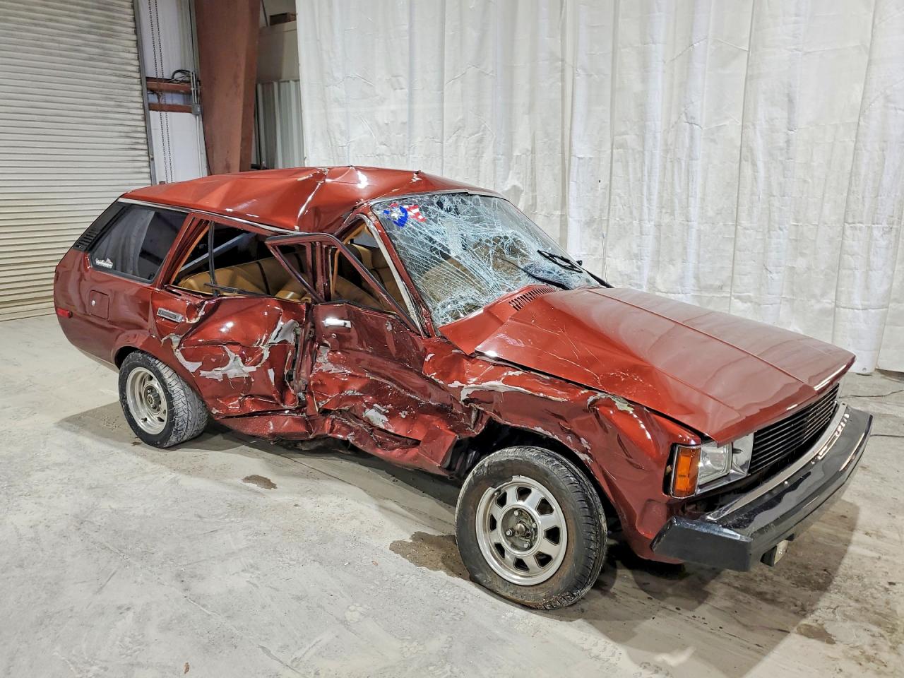 1981 Toyota Corolla Deluxe Brown vin: JT2TE72W6B5061828