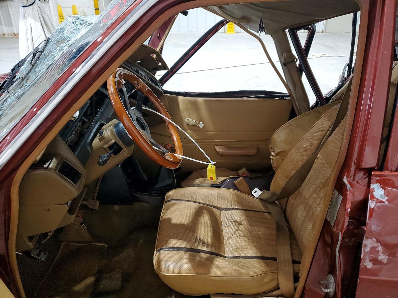 1981 Toyota Corolla Deluxe Brown vin: JT2TE72W6B5061828