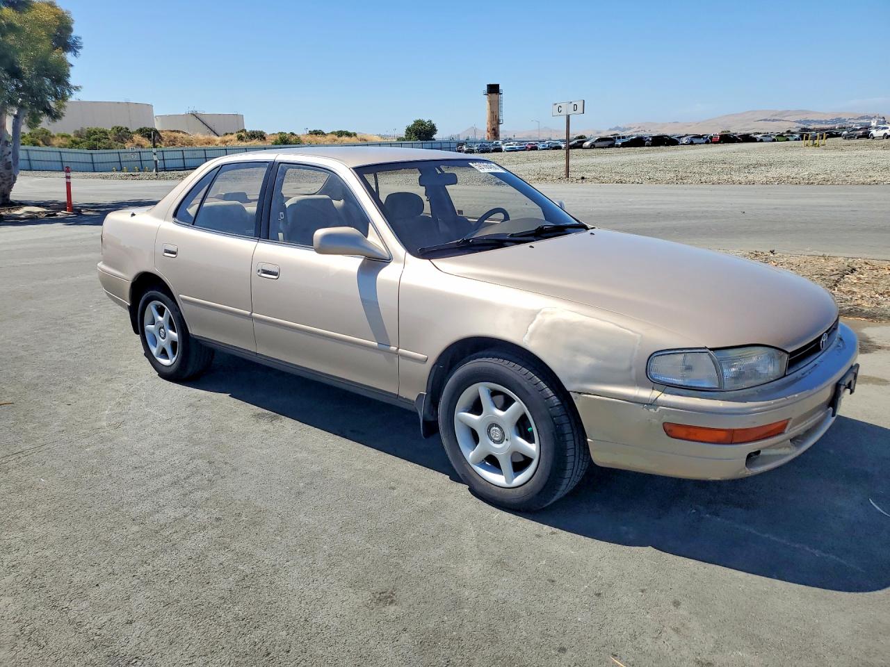 1993 Toyota Camry Le Beige vin: JT2VK12E8P0216910
