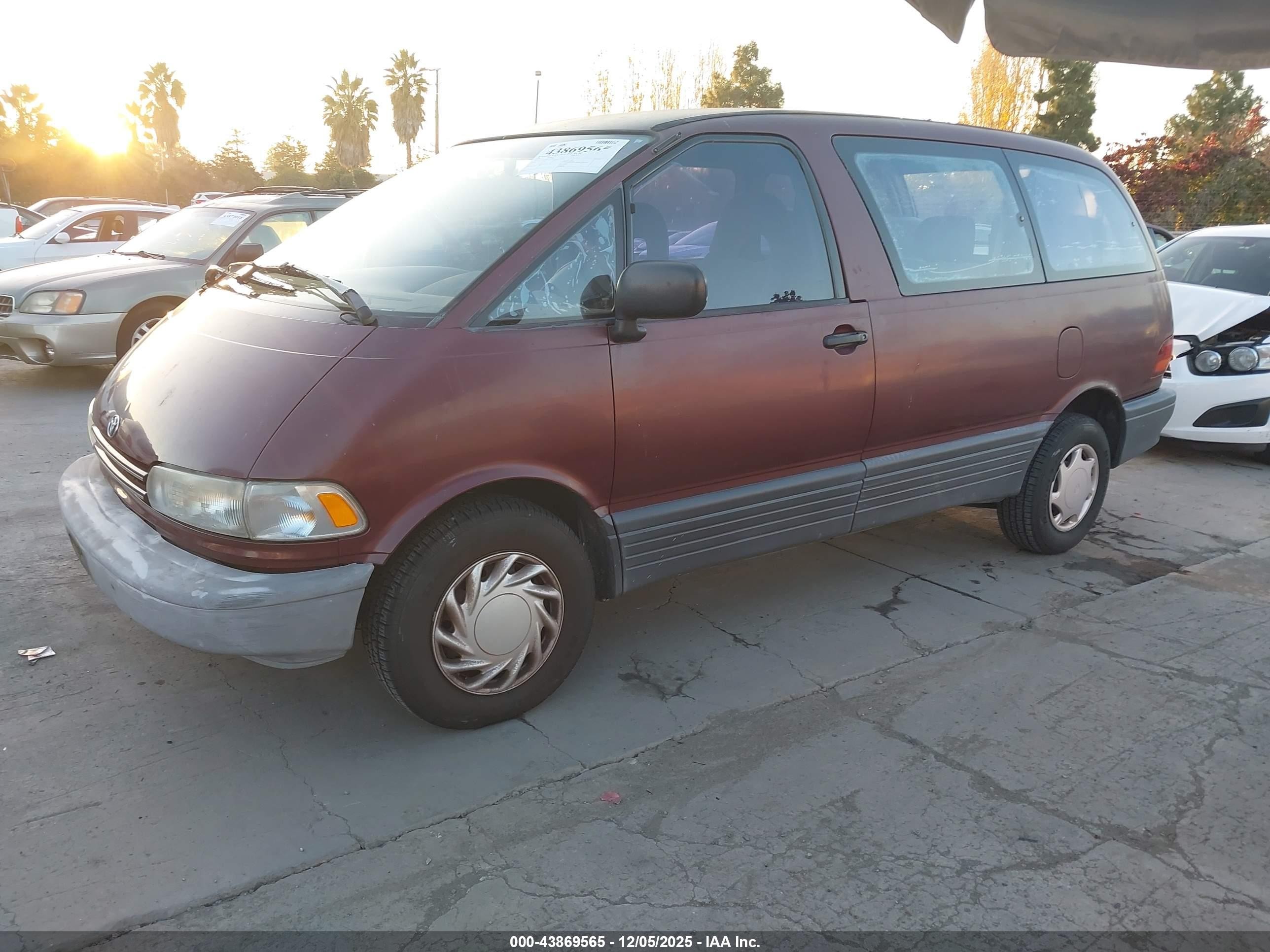 1993 Toyota Previa Dx Burgundy vin: JT3AC11R4P1114994