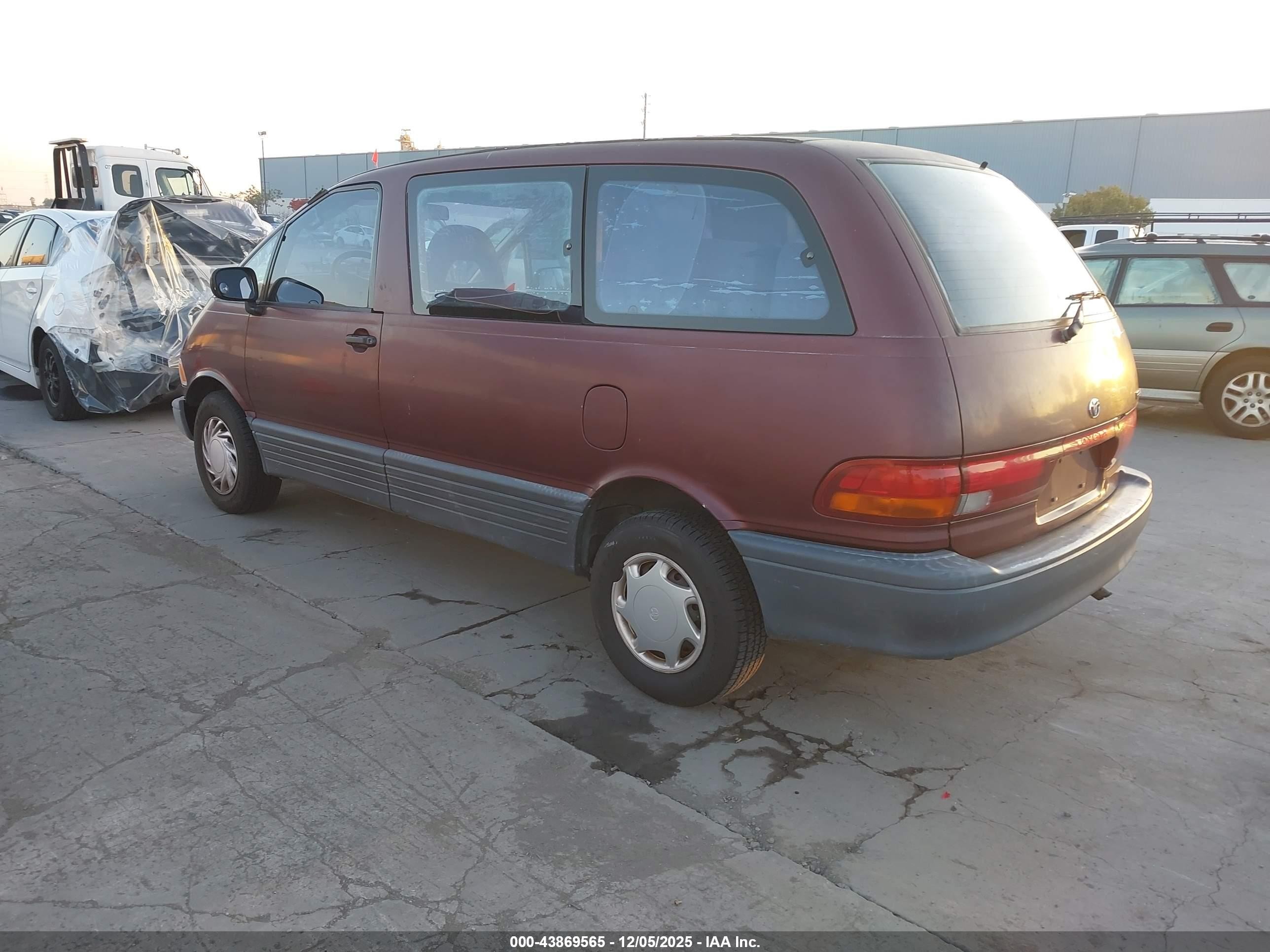 1993 Toyota Previa Dx Burgundy vin: JT3AC11R4P1114994
