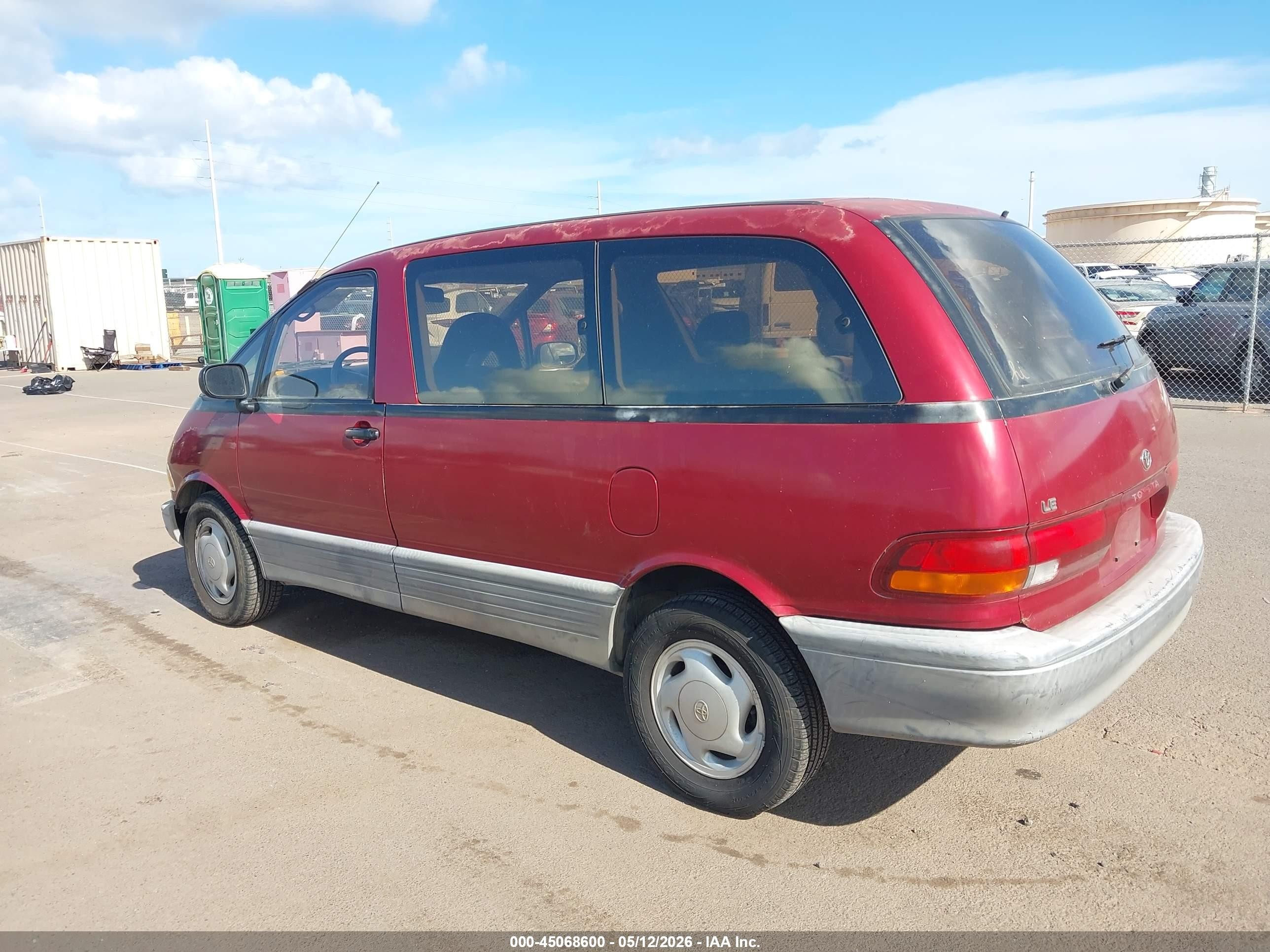 1993 Toyota Previa Le Red vin: JT3AC12R3P1070629