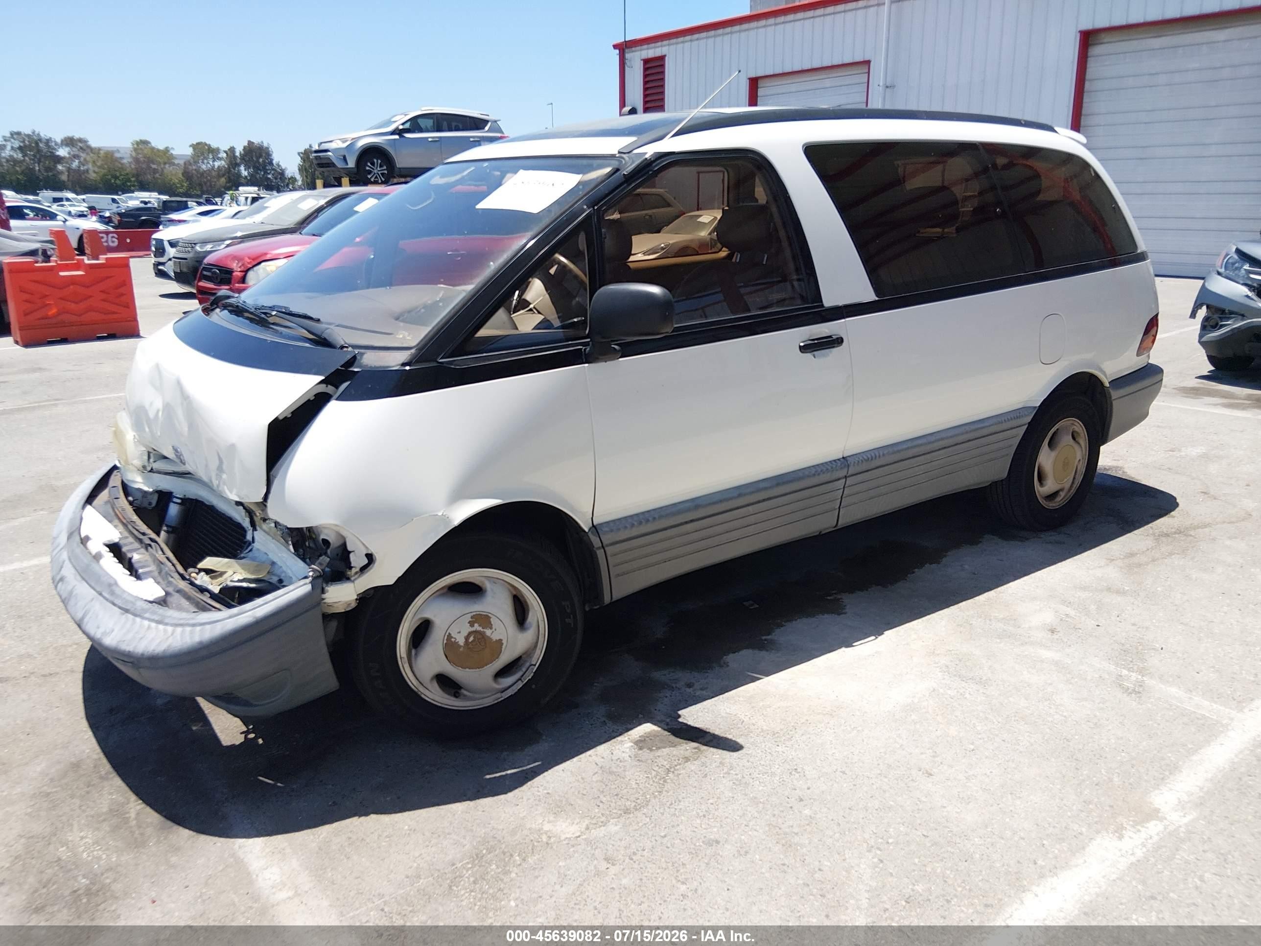 1994 Toyota Previa Le White vin: JT3AC12R4R1139931