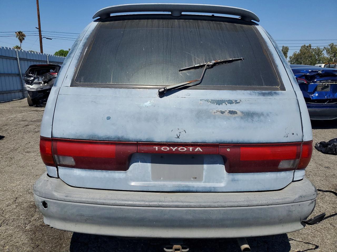 1995 Toyota Previa Le Gray vin: JT3AC14R9S1187122