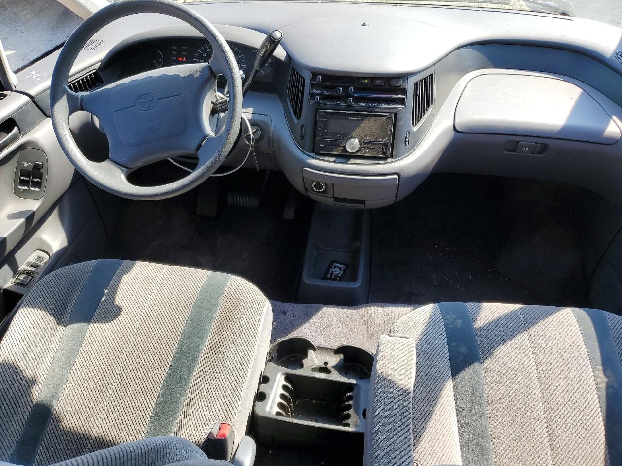 1993 Toyota Previa Le Белый vin: JT3AC22S3P1016028