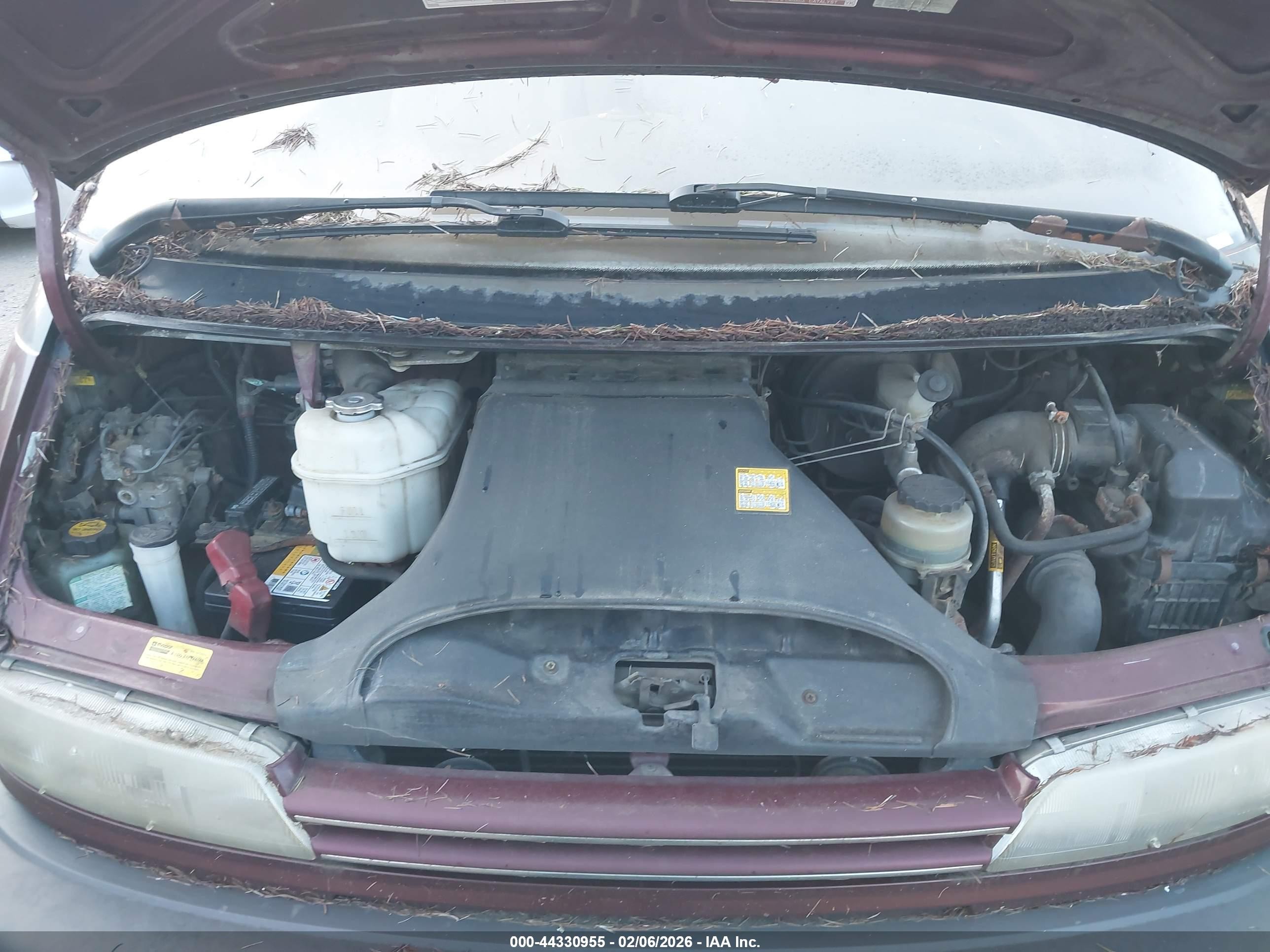1995 Toyota Previa Le Purple vin: JT3AC24S0S1045203