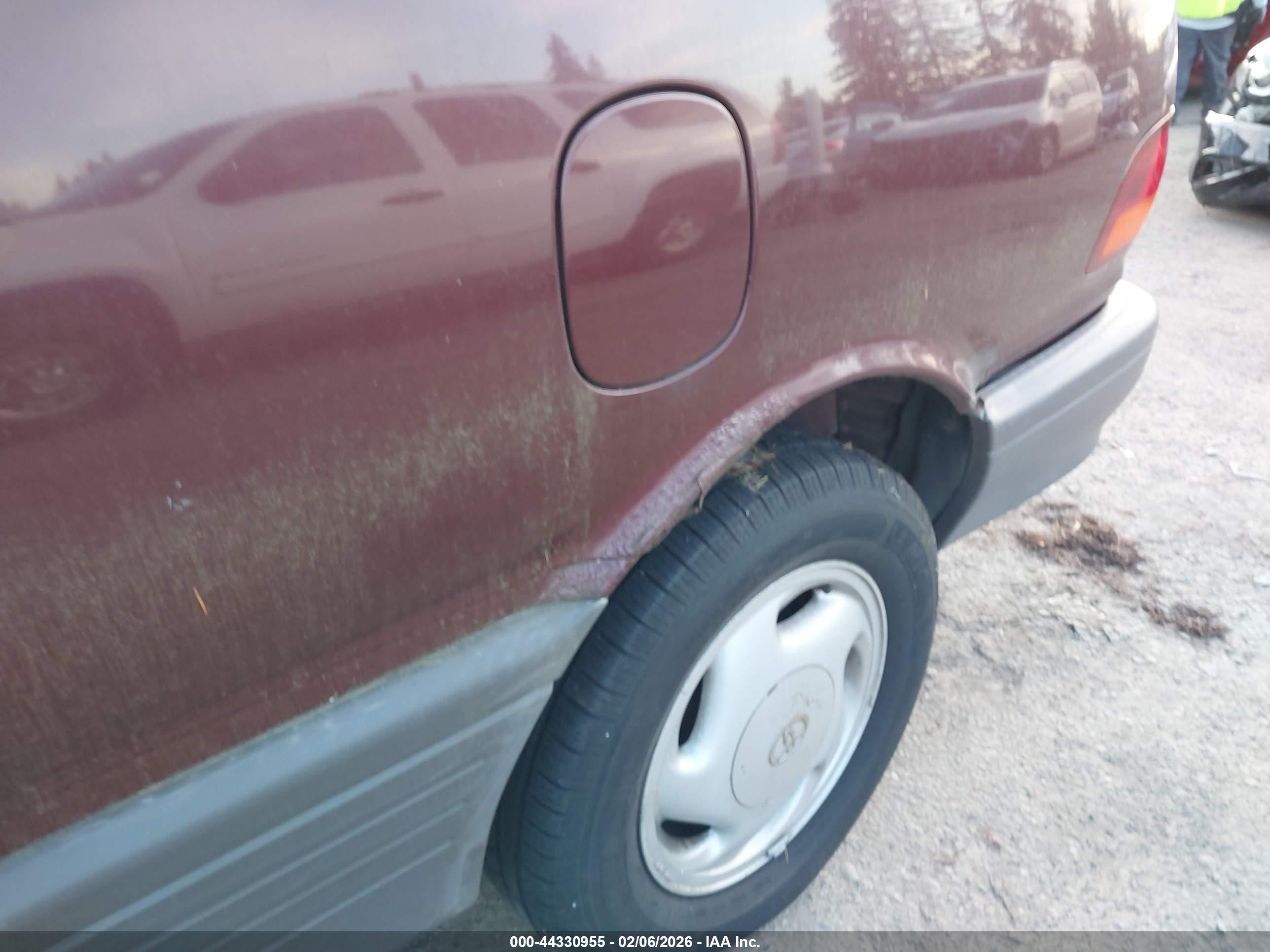 1995 Toyota Previa Le Purple vin: JT3AC24S0S1045203