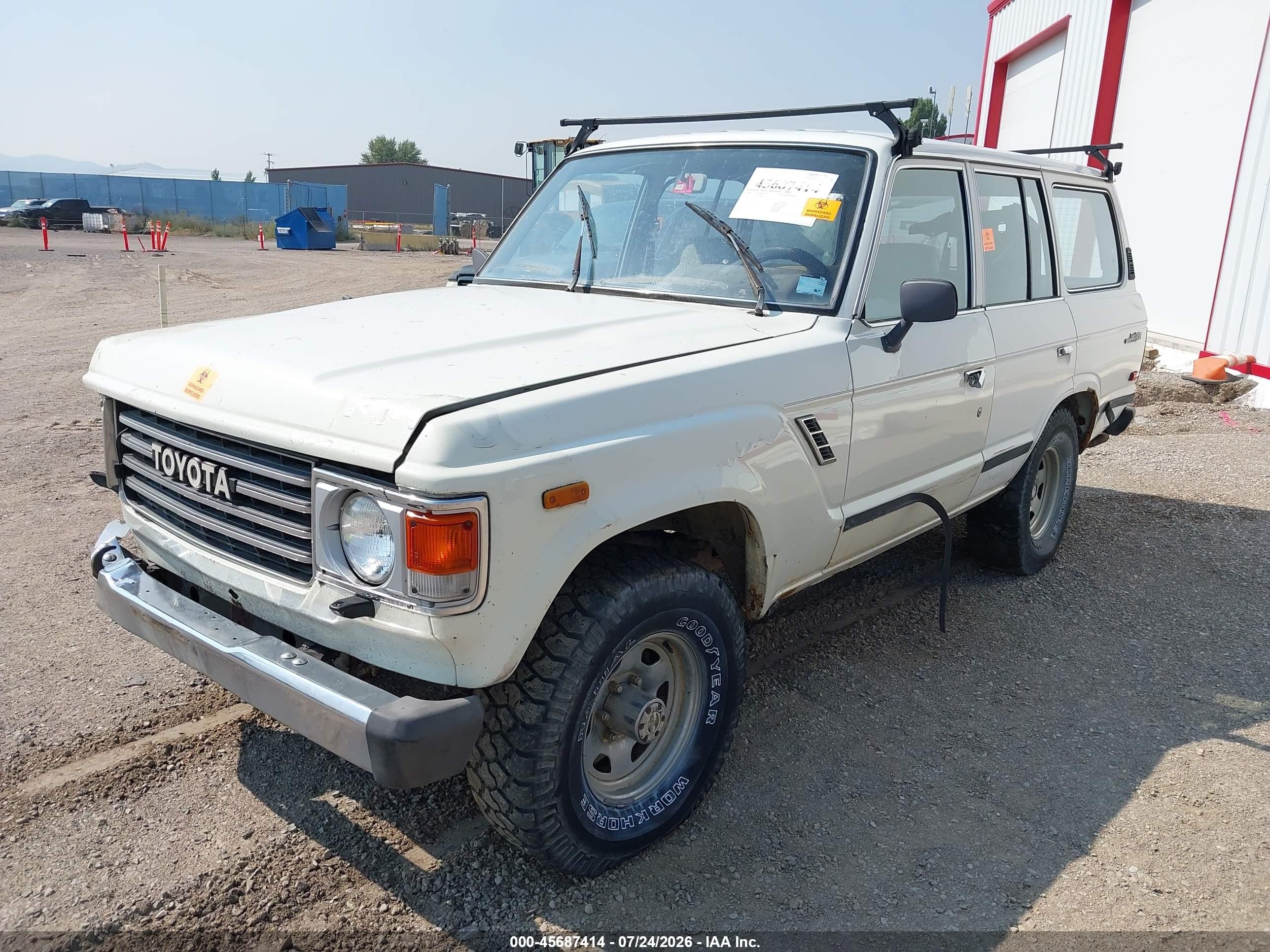 1984 Toyota Land Cruiser Fj60 White vin: JT3FJ60G8E0089514