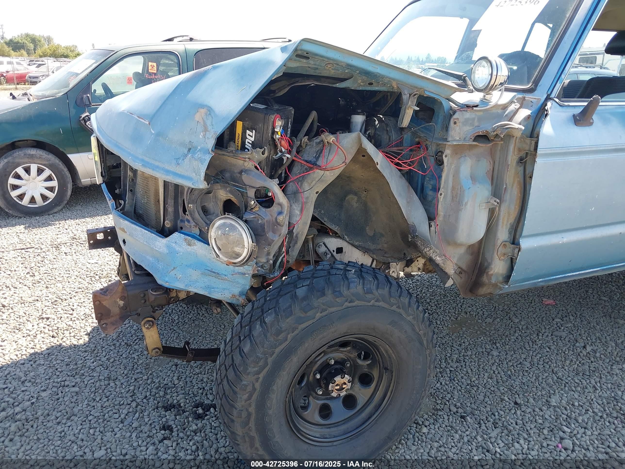 1984 Toyota Land Cruiser Fj60 Blue vin: JT3FJ60G9E0094429