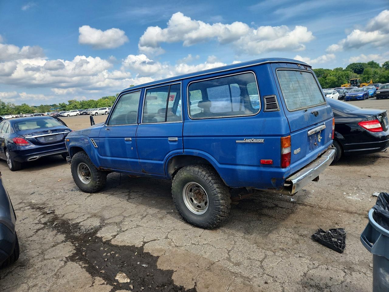 1989 Toyota Land Cruiser Fj62 Gx Blue vin: JT3FJ62G8K1114947