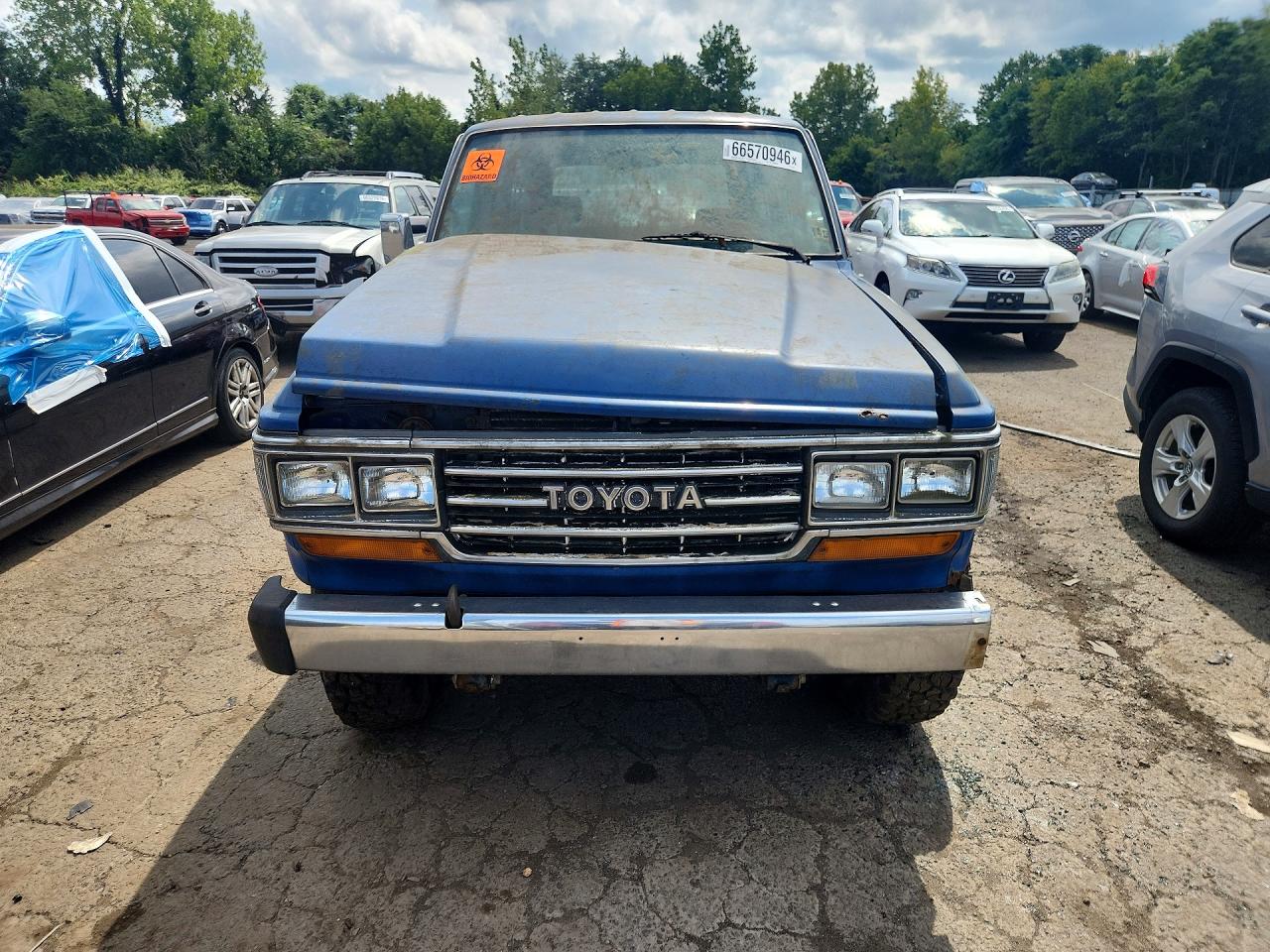 1989 Toyota Land Cruiser Fj62 Gx Blue vin: JT3FJ62G8K1114947