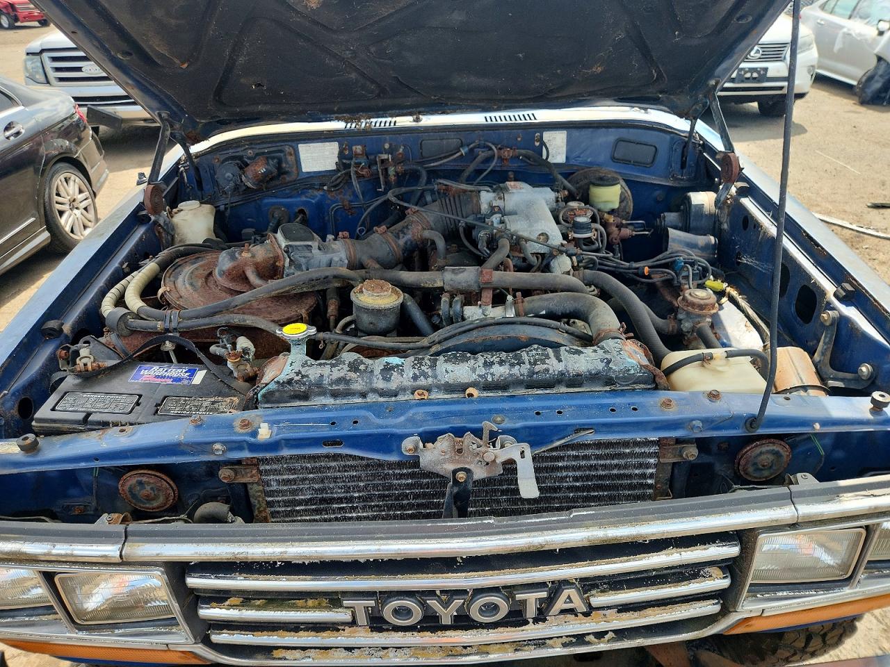 1989 Toyota Land Cruiser Fj62 Gx Blue vin: JT3FJ62G8K1114947