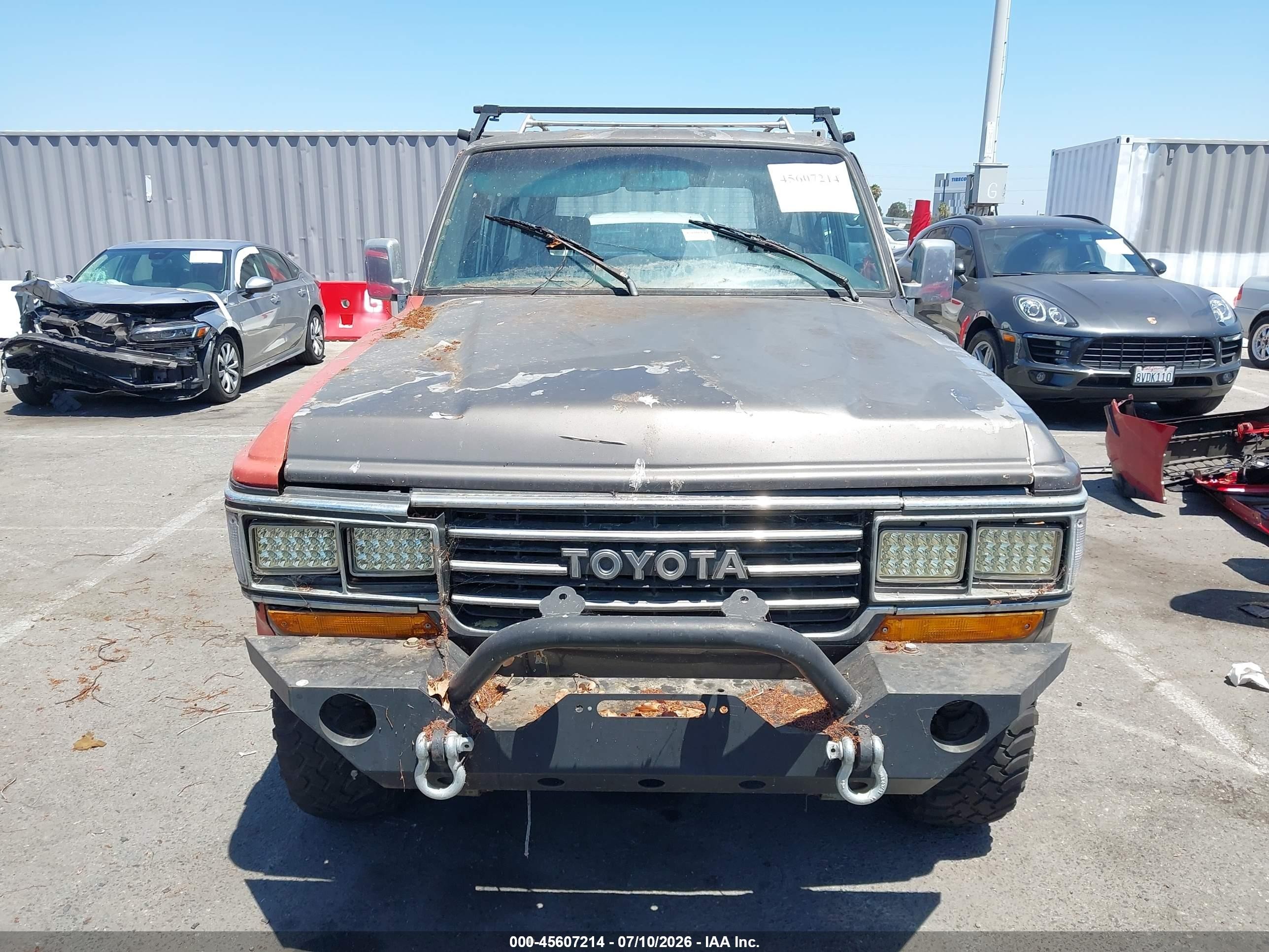 1989 Toyota Land Cruiser Fj62 Gx Серый vin: JT3FJ62GXK0096263