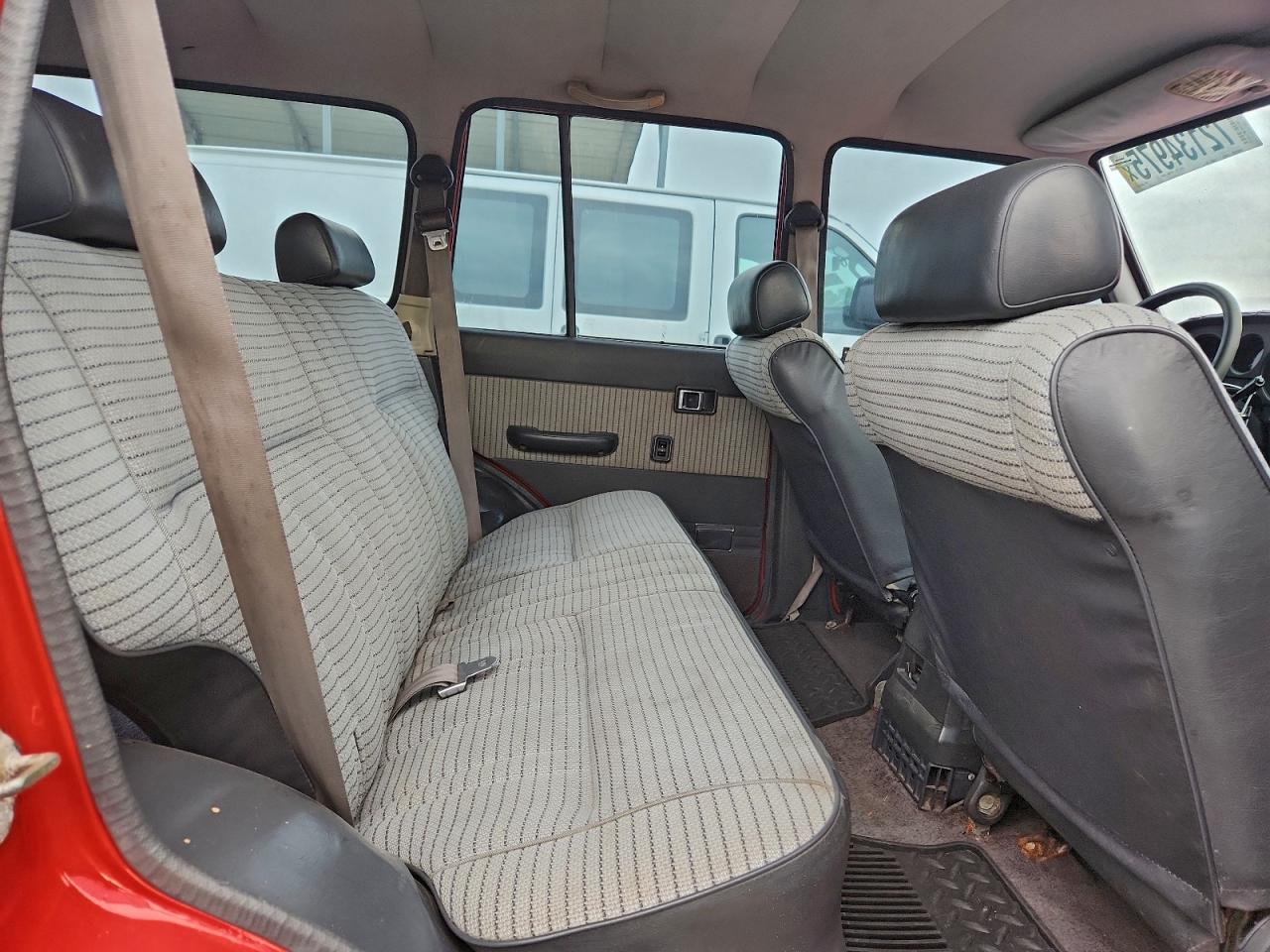 1989 Toyota Land Cruiser Fj62 Gx Red vin: JT3FJ62GXK0098238