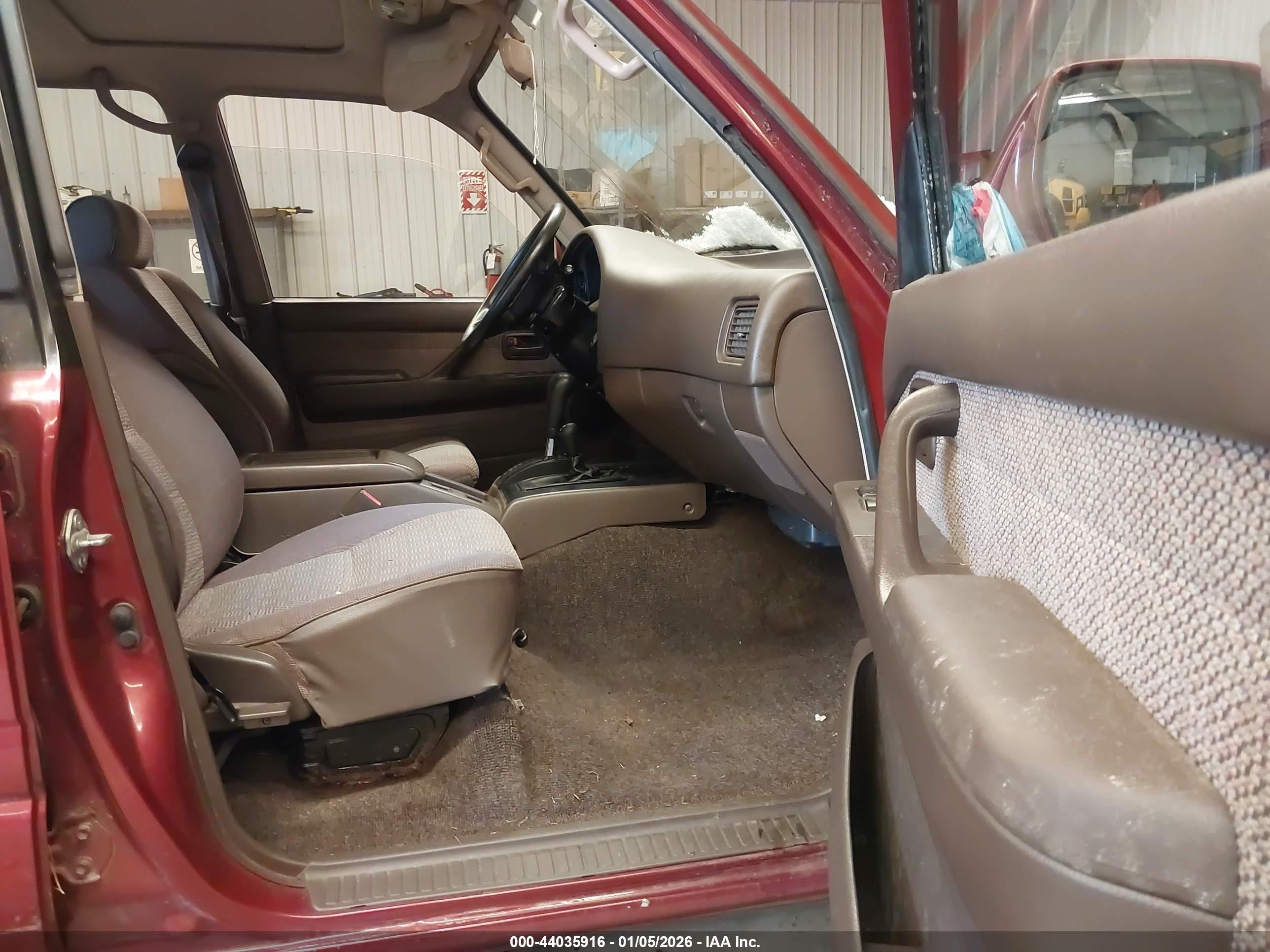 1992 Toyota Land Cruiser Fj80 Красный vin: JT3FJ80WXN0047929