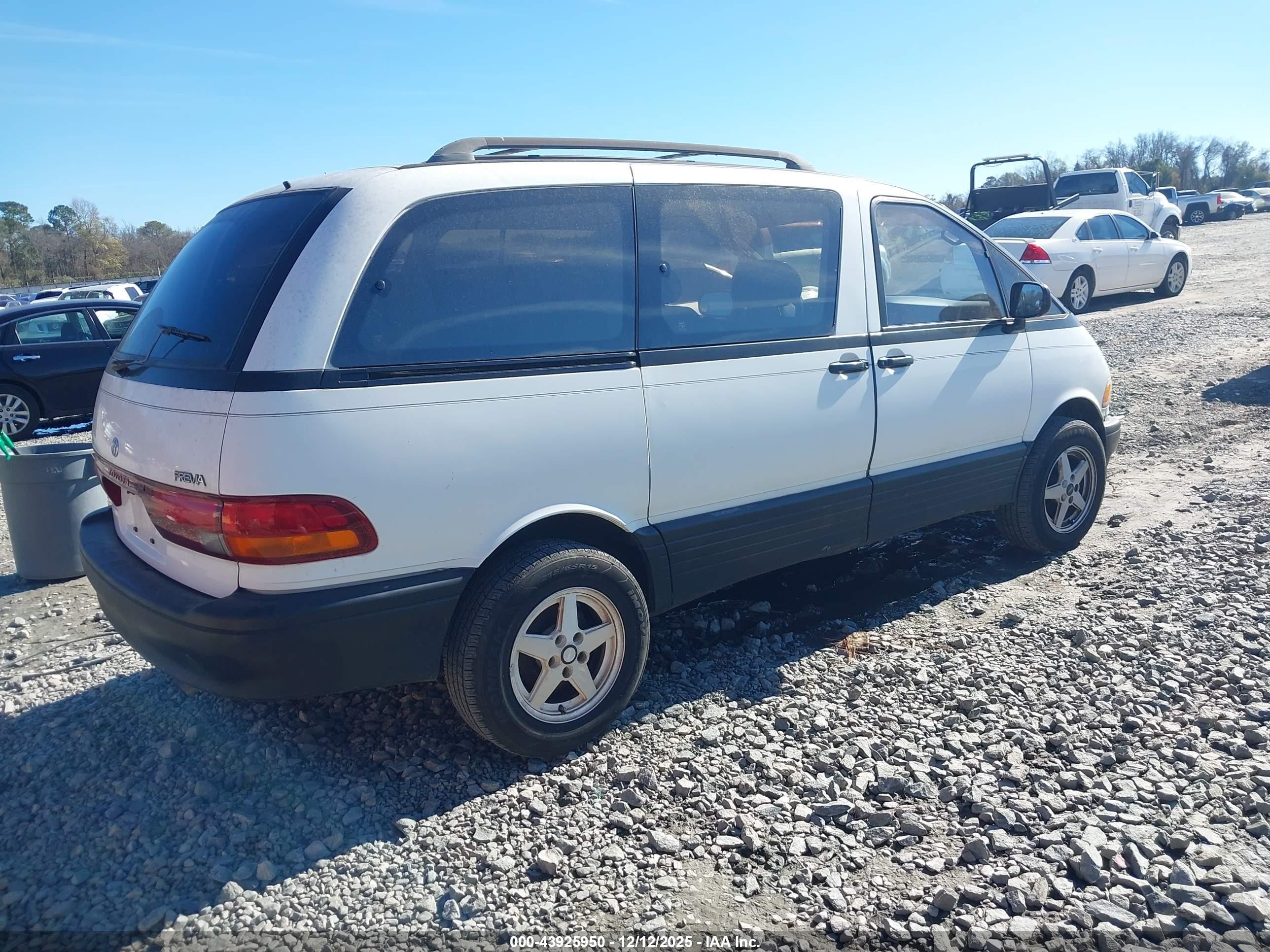 1997 Toyota Previa Dx S/c White vin: JT3GK12M9V1256206