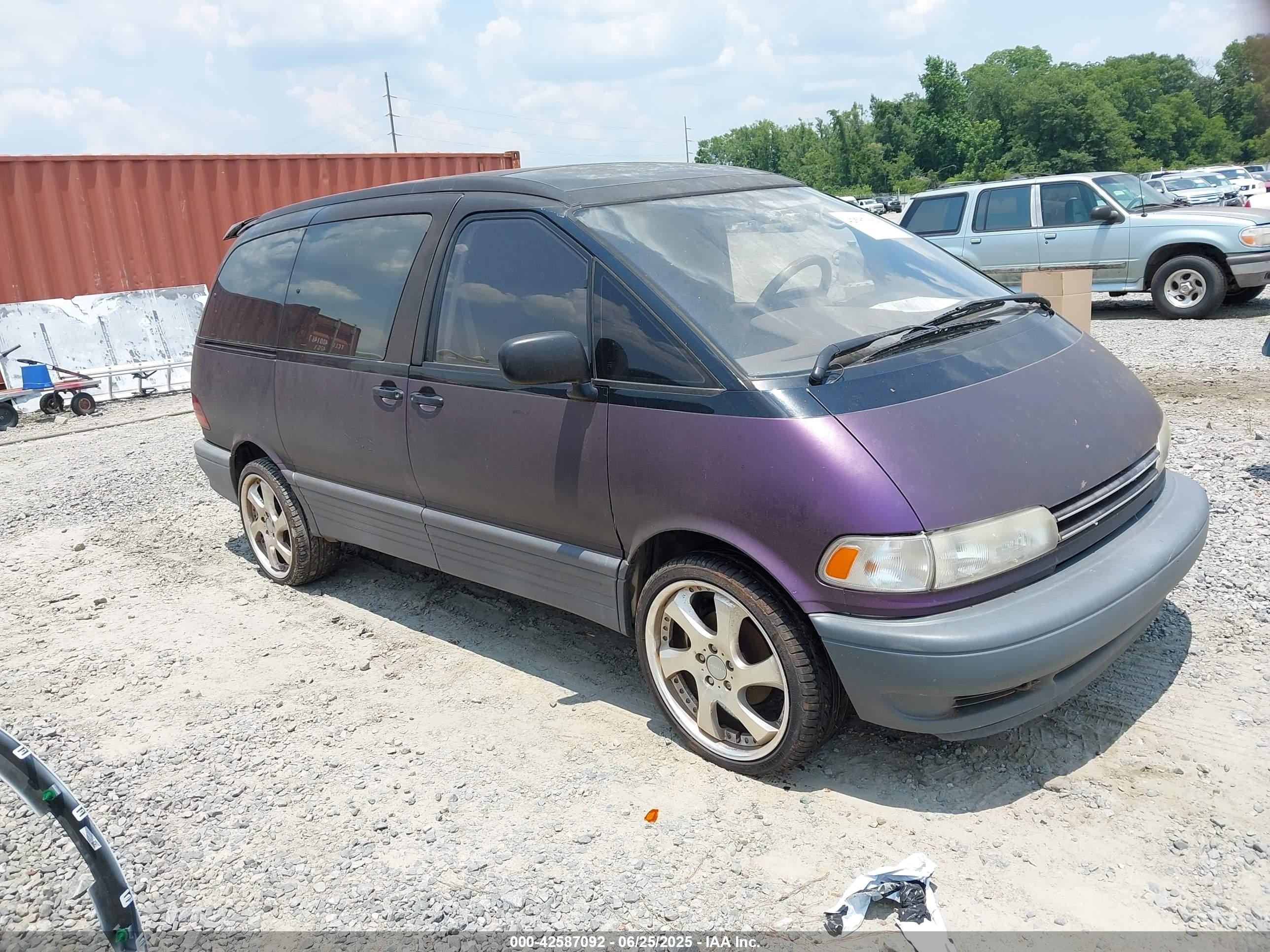 1997 Toyota Previa Le S/c Purple vin: JT3GK13M3V1278846