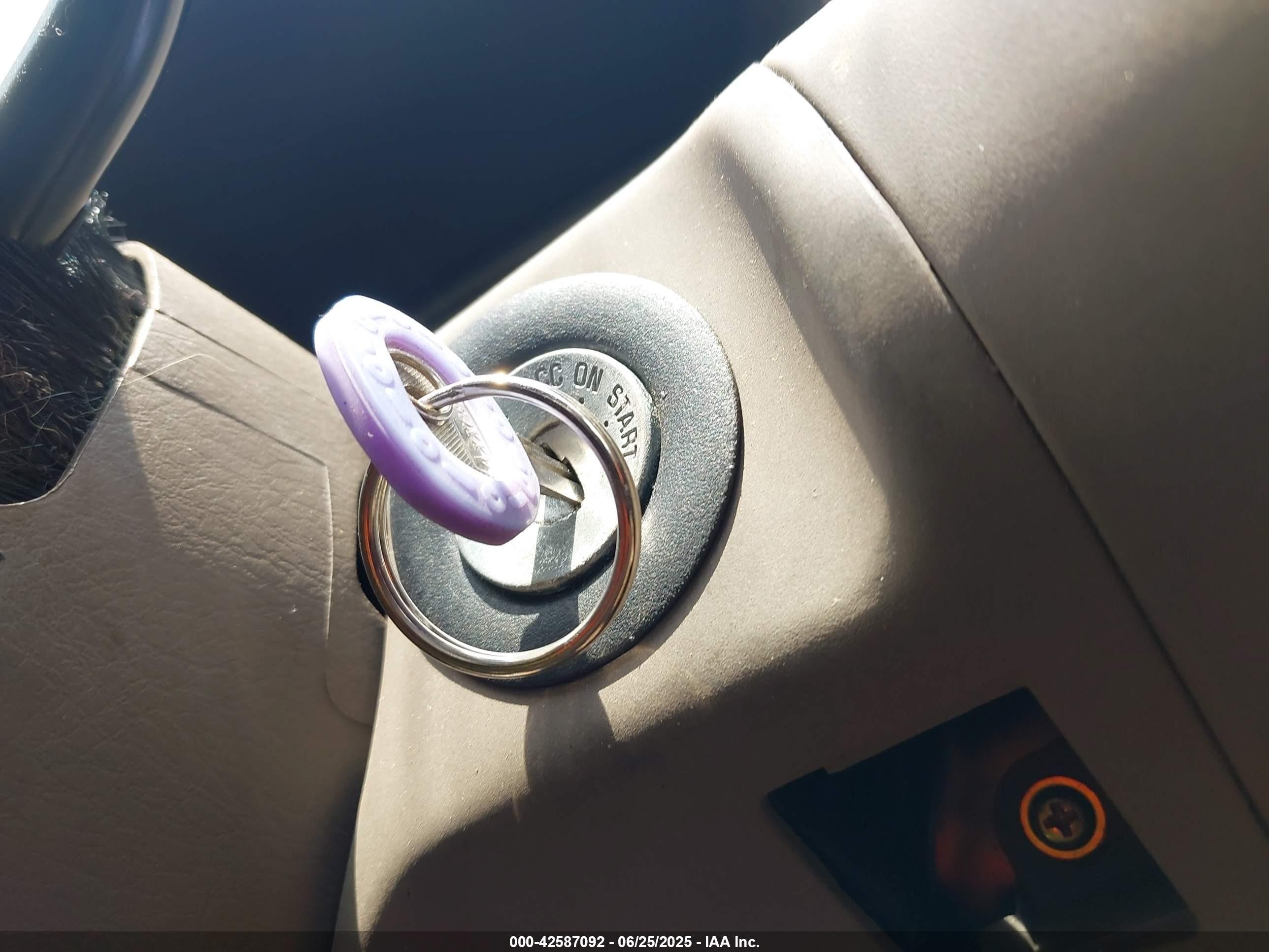 1997 Toyota Previa Le S/c Purple vin: JT3GK13M3V1278846