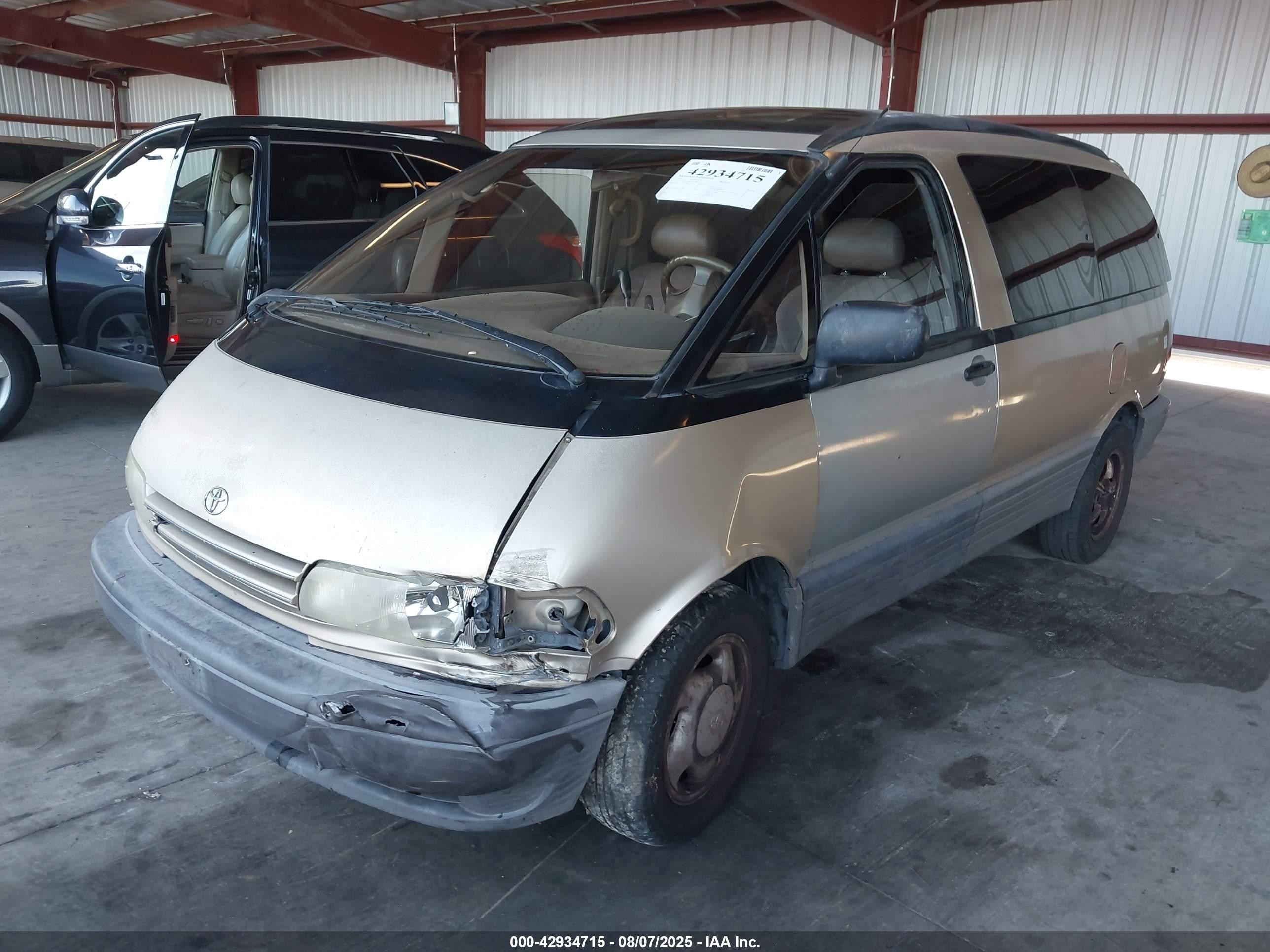 1997 Toyota Previa Le S/c Champagne vin: JT3GK13M9V1256351