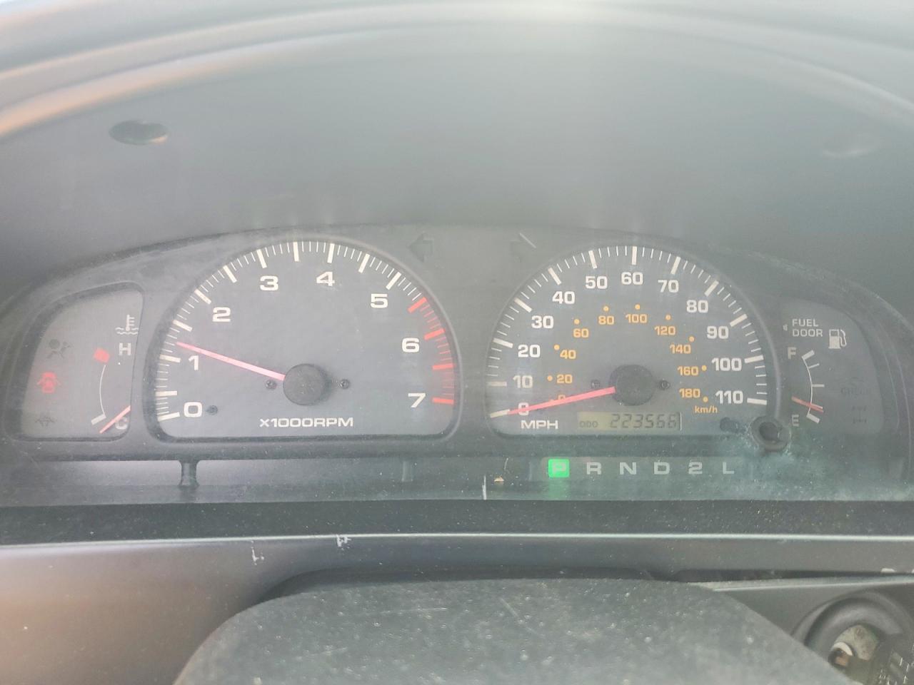 2000 Toyota 4runner Base White vin: JT3GM84R0Y0065540