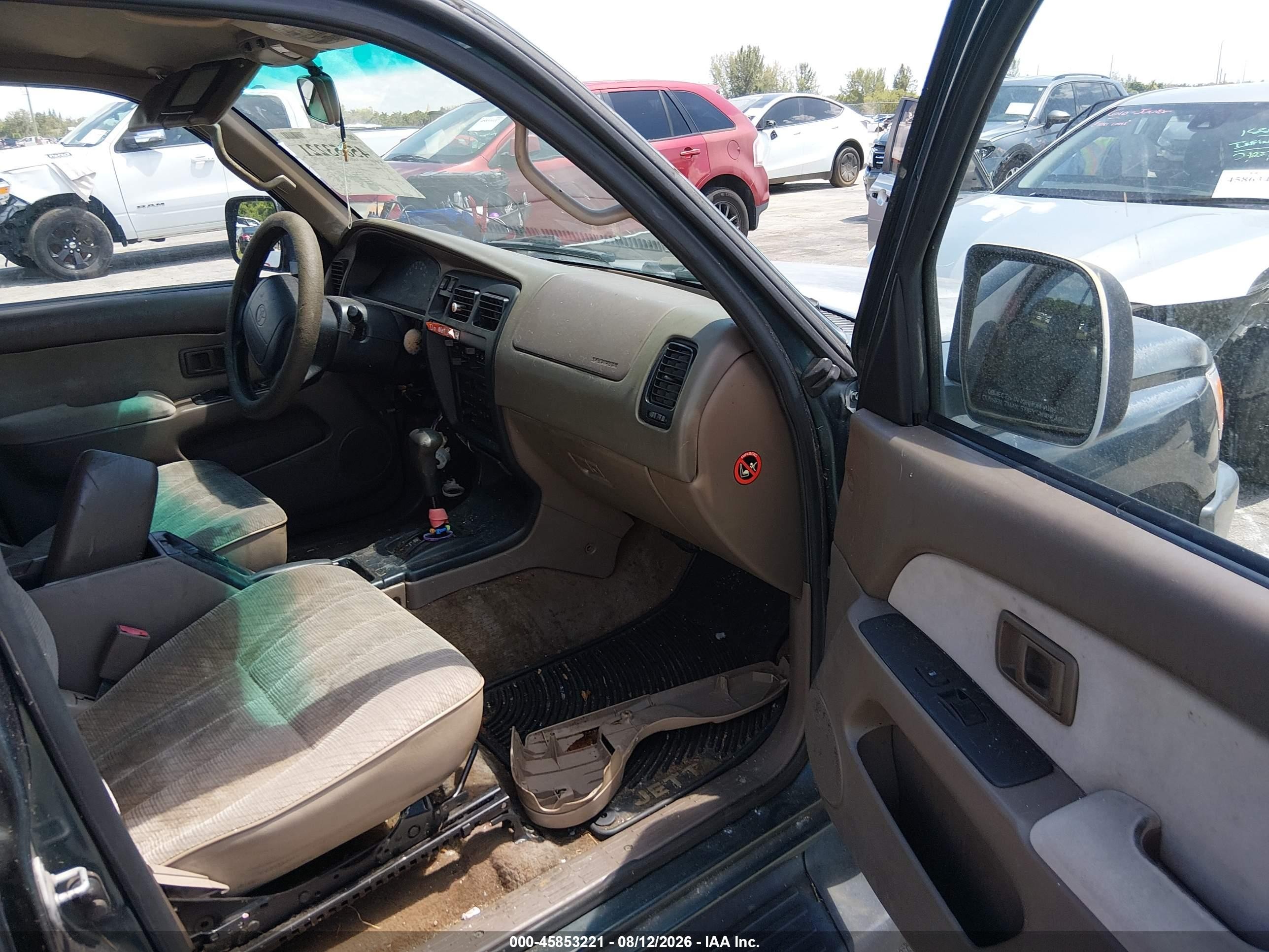 1997 Toyota 4runner   Green vin: JT3GM84R2V0010647