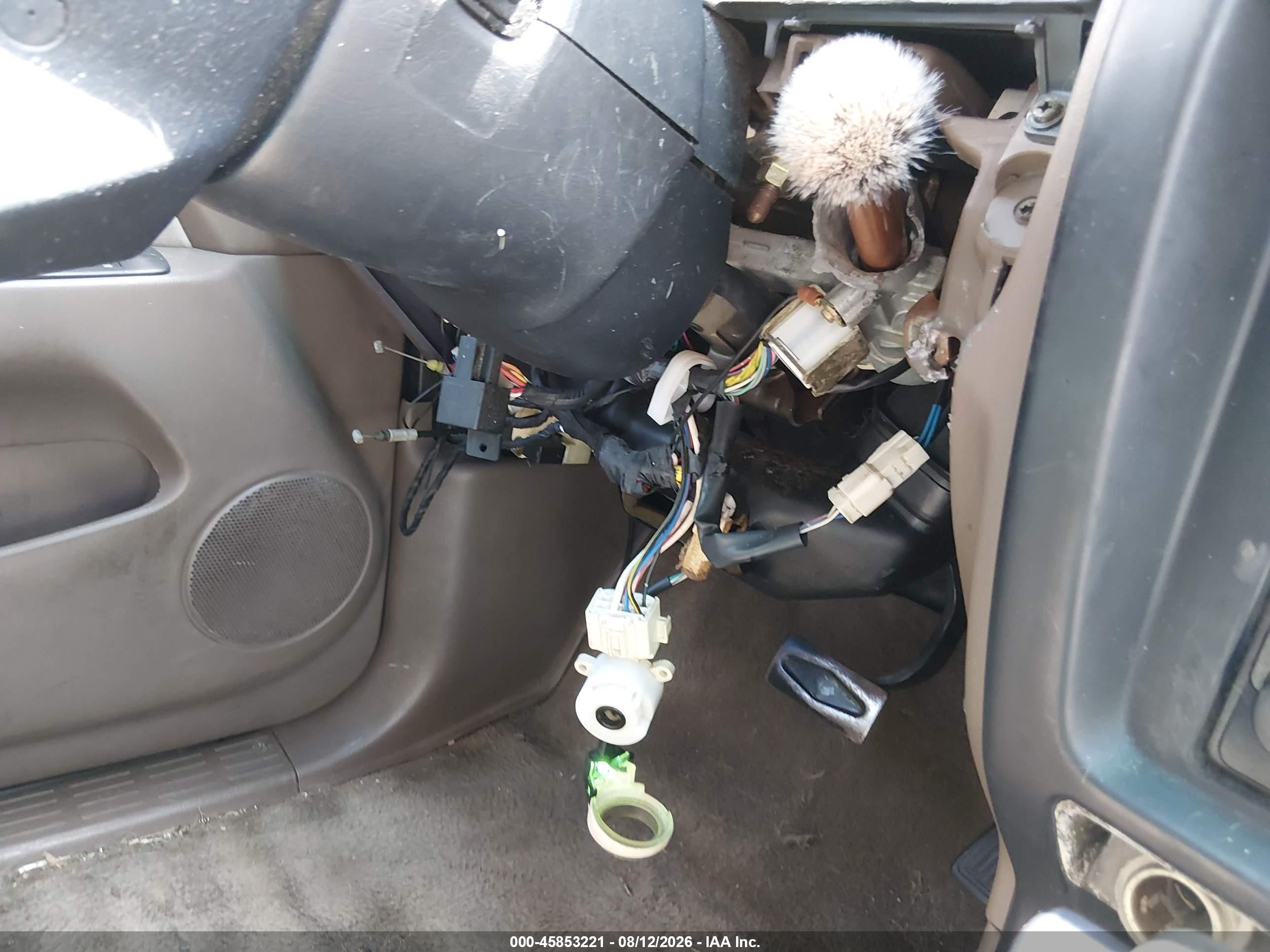 1997 Toyota 4runner   Green vin: JT3GM84R2V0010647