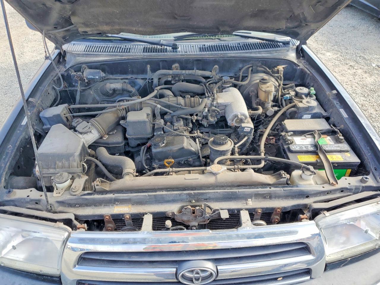 2000 Toyota 4runner Base Black vin: JT3GM84R2Y0064938