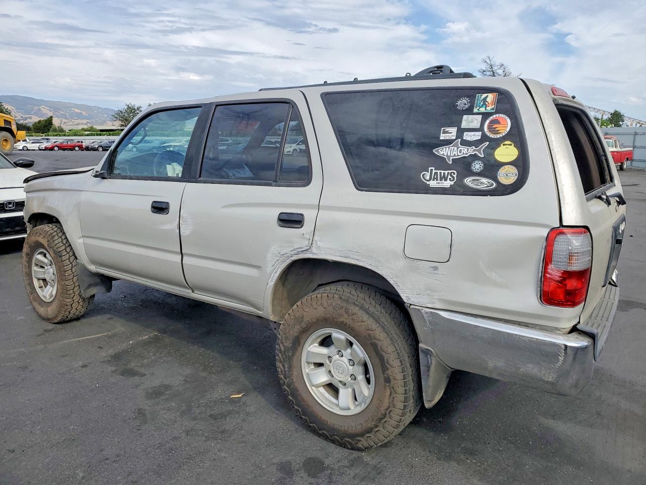 1998 Toyota 4runner Base Silver vin: JT3GM84R3W0025756