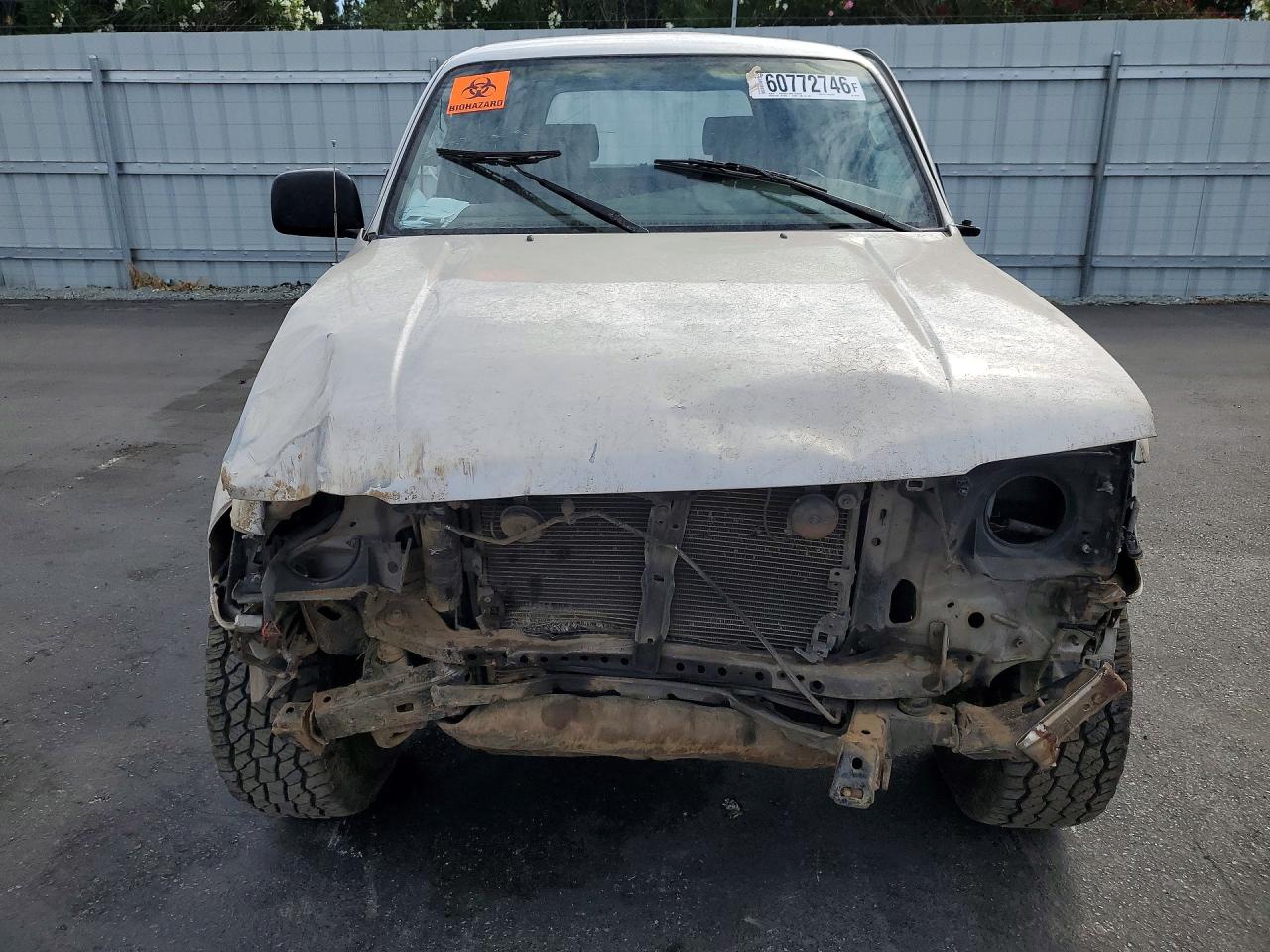 1998 Toyota 4runner Base Silver vin: JT3GM84R3W0025756