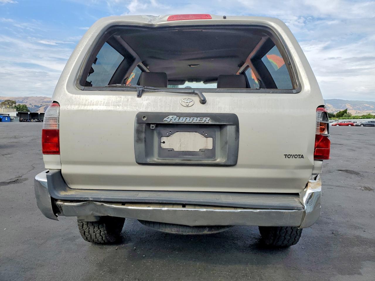 1998 Toyota 4runner Base Silver vin: JT3GM84R3W0025756