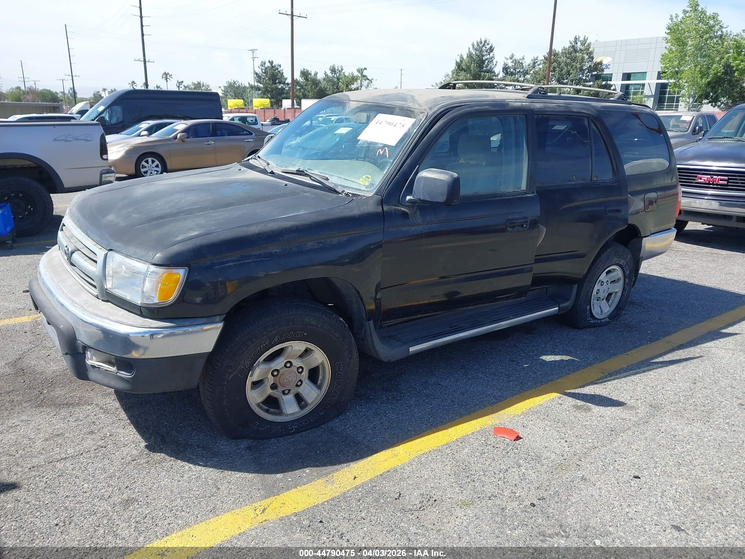 1999 Toyota 4runner   Black vin: JT3GM84R3X0045670