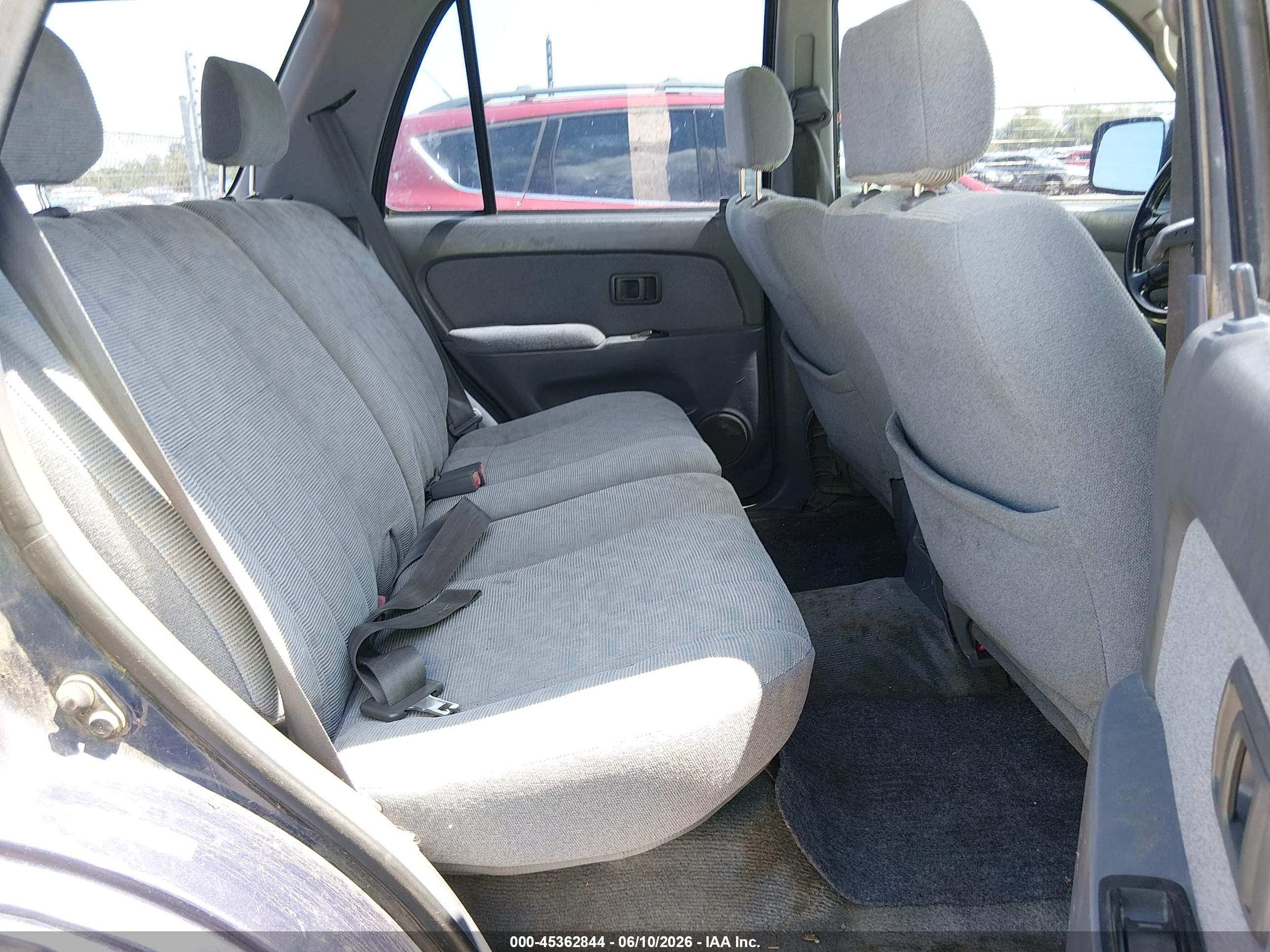 1999 Toyota 4runner   Blue vin: JT3GM84R8X0042425